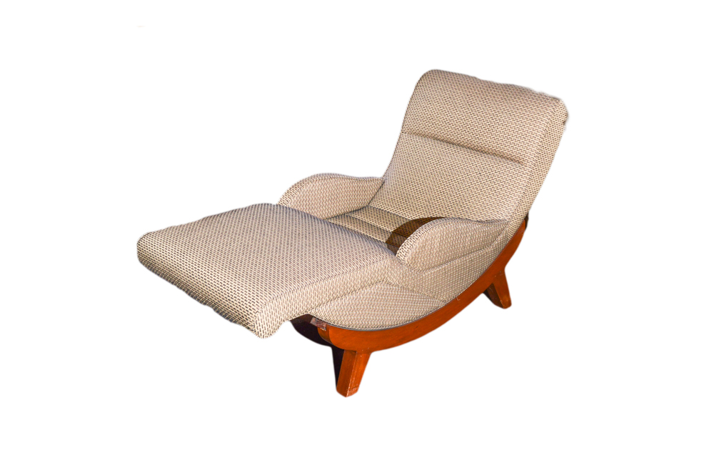 Mid Century Modern Contour Lounge Chair With Hinged Arms