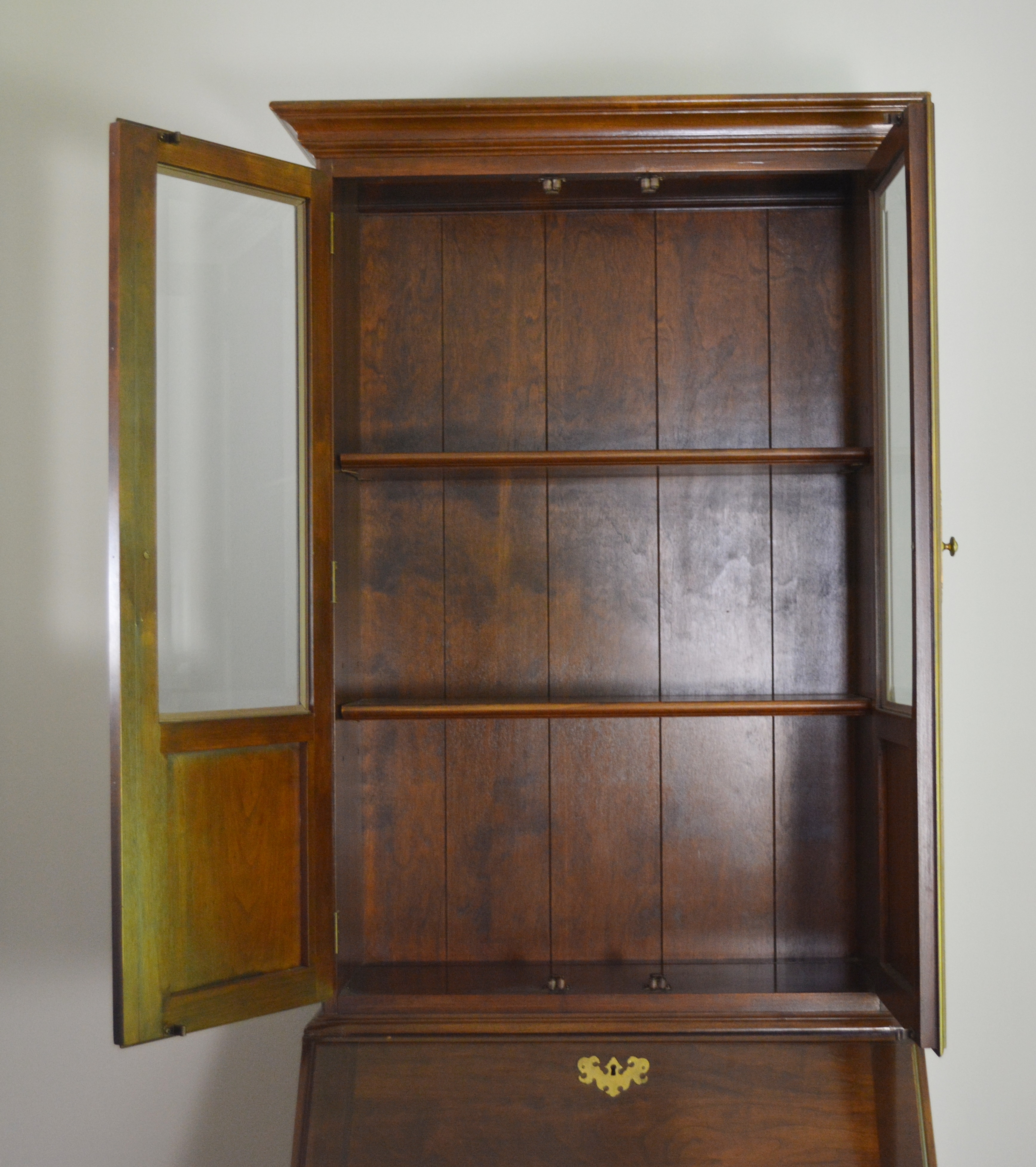 Ethan Allen Georgian Court Queen Anne Secretary