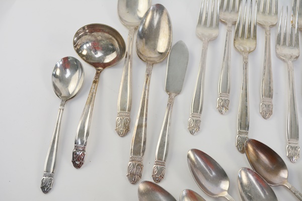 Holmes & Edwards Flatware Set of Eleven and Reed & Barton Storage Chest