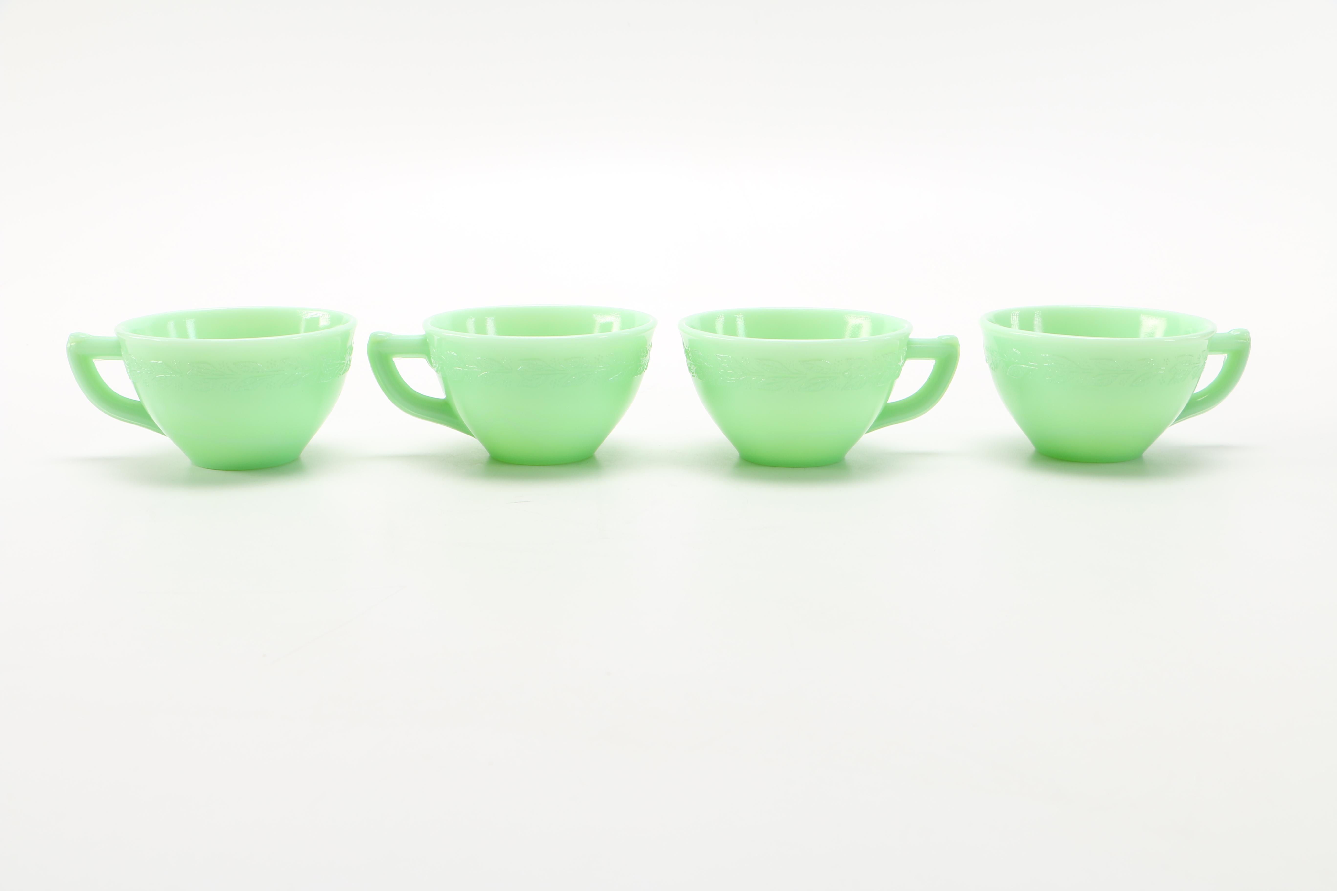 McKee Jadeite Tableware