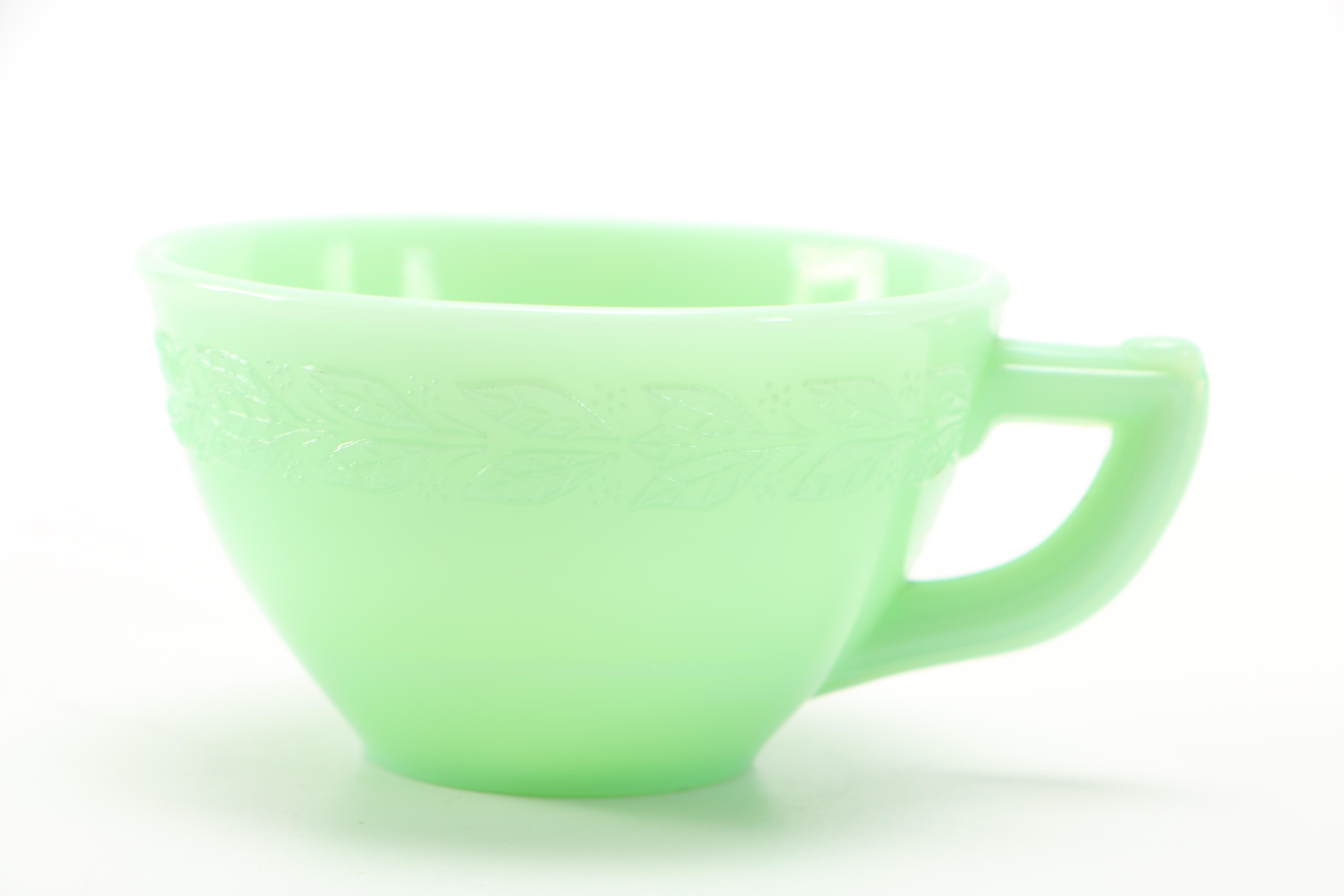 McKee Jadeite Tableware