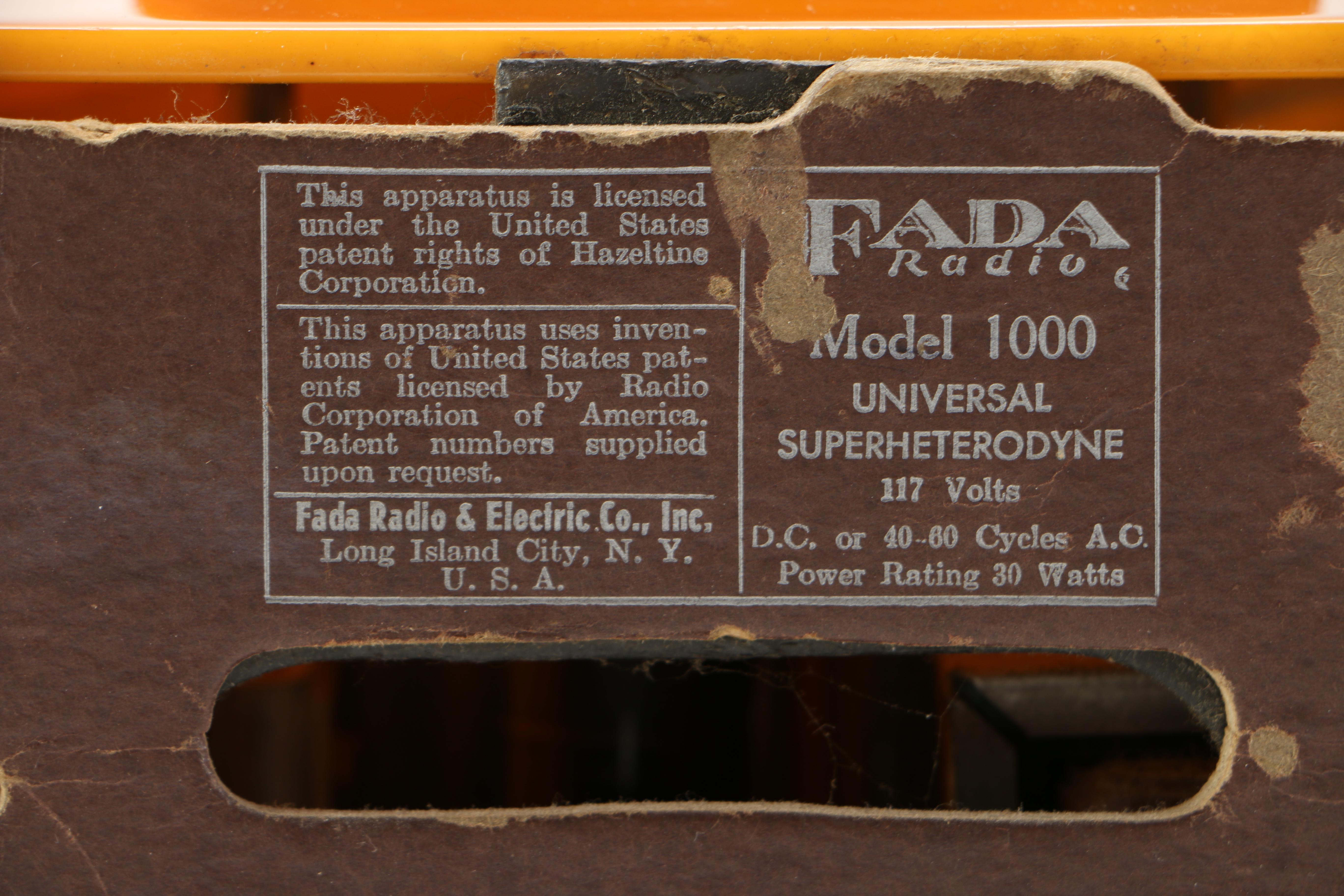 Fada Bakelite "Bullet" Radio