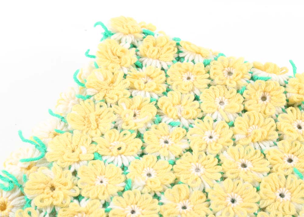 Vintage Daisy Chain Afghan Throw