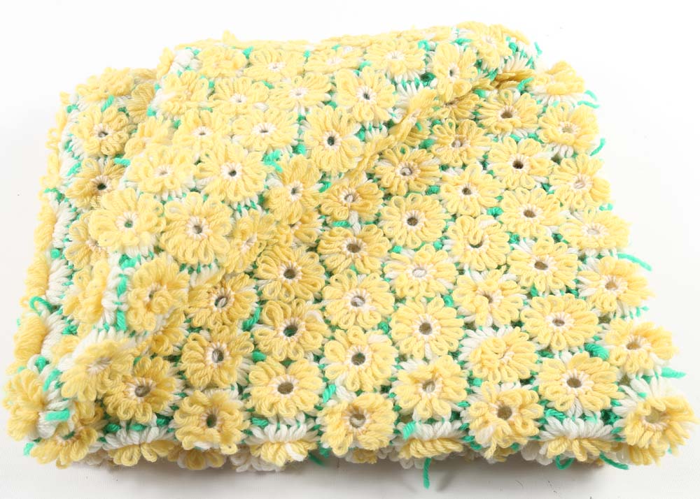 Vintage Daisy Chain Afghan Throw