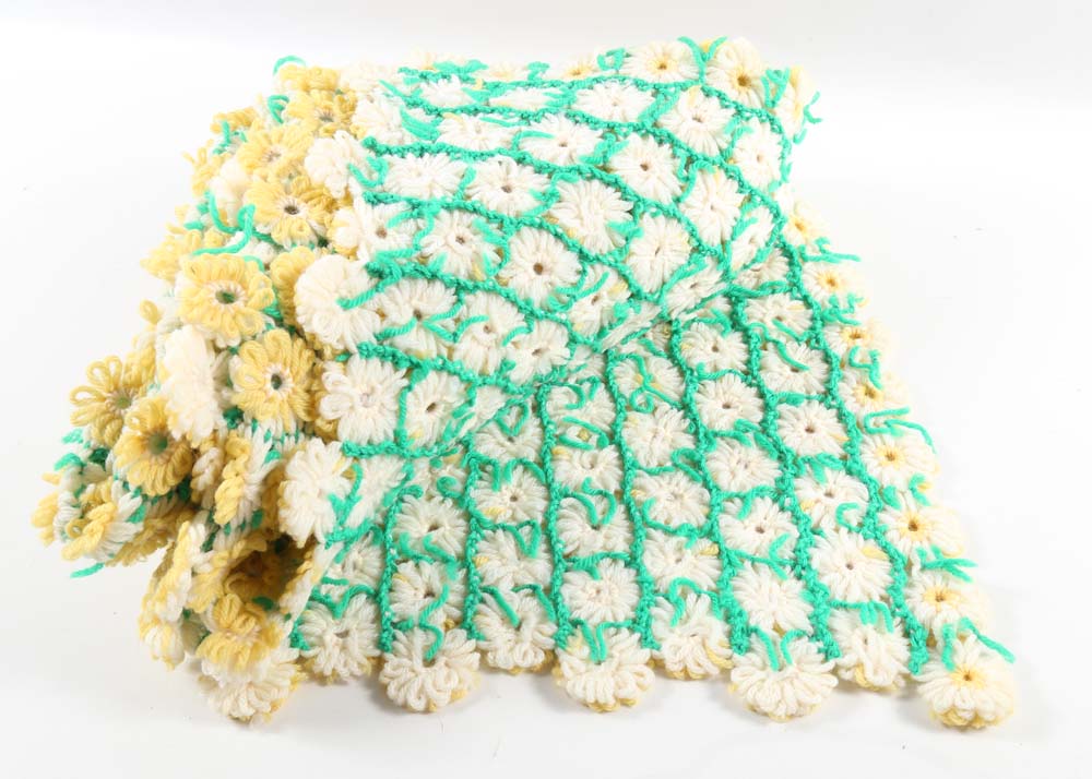 Vintage Daisy Chain Afghan Throw