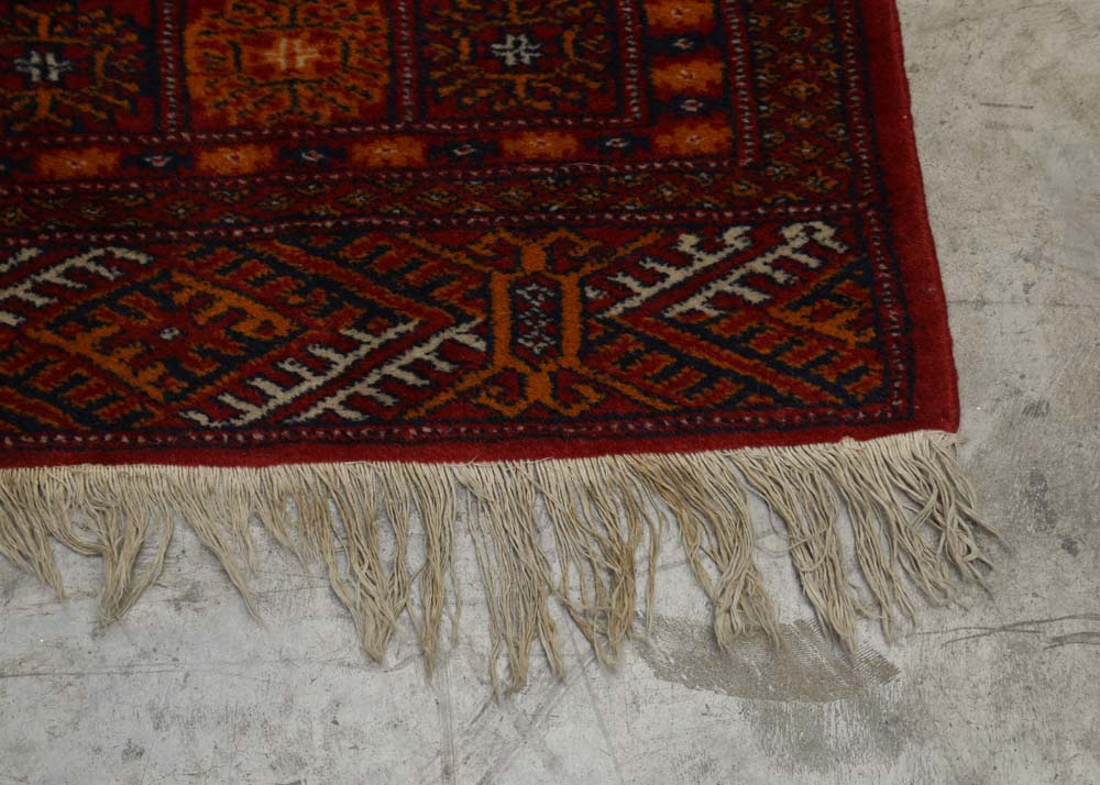 Handwoven Persian Accent Rug