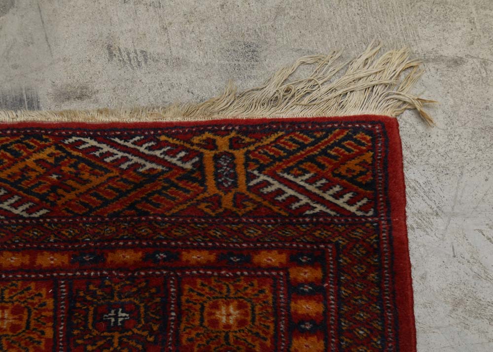 Handwoven Persian Accent Rug