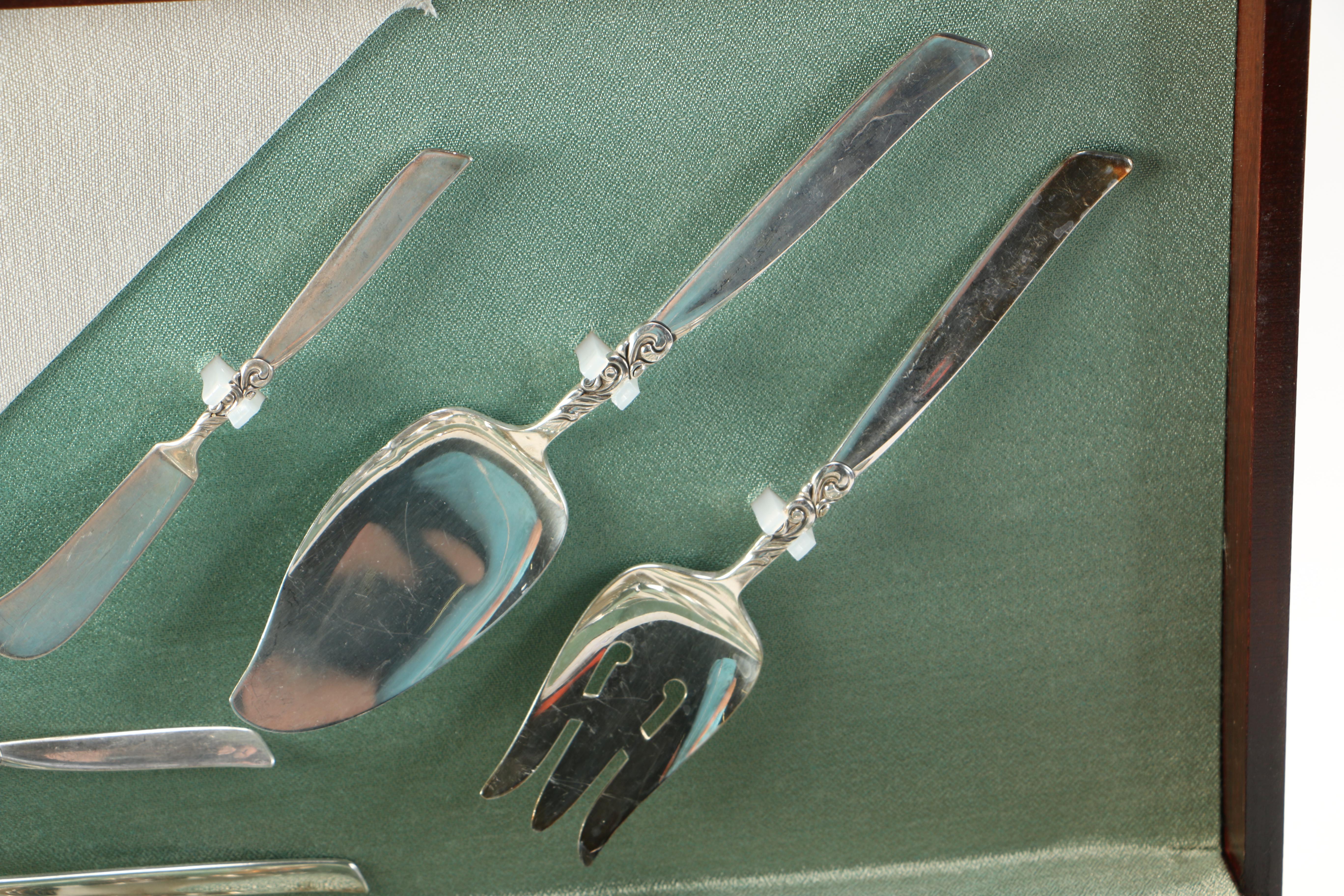 Community "South Seas" Silver Plate Flatware Set in a Presentation Case