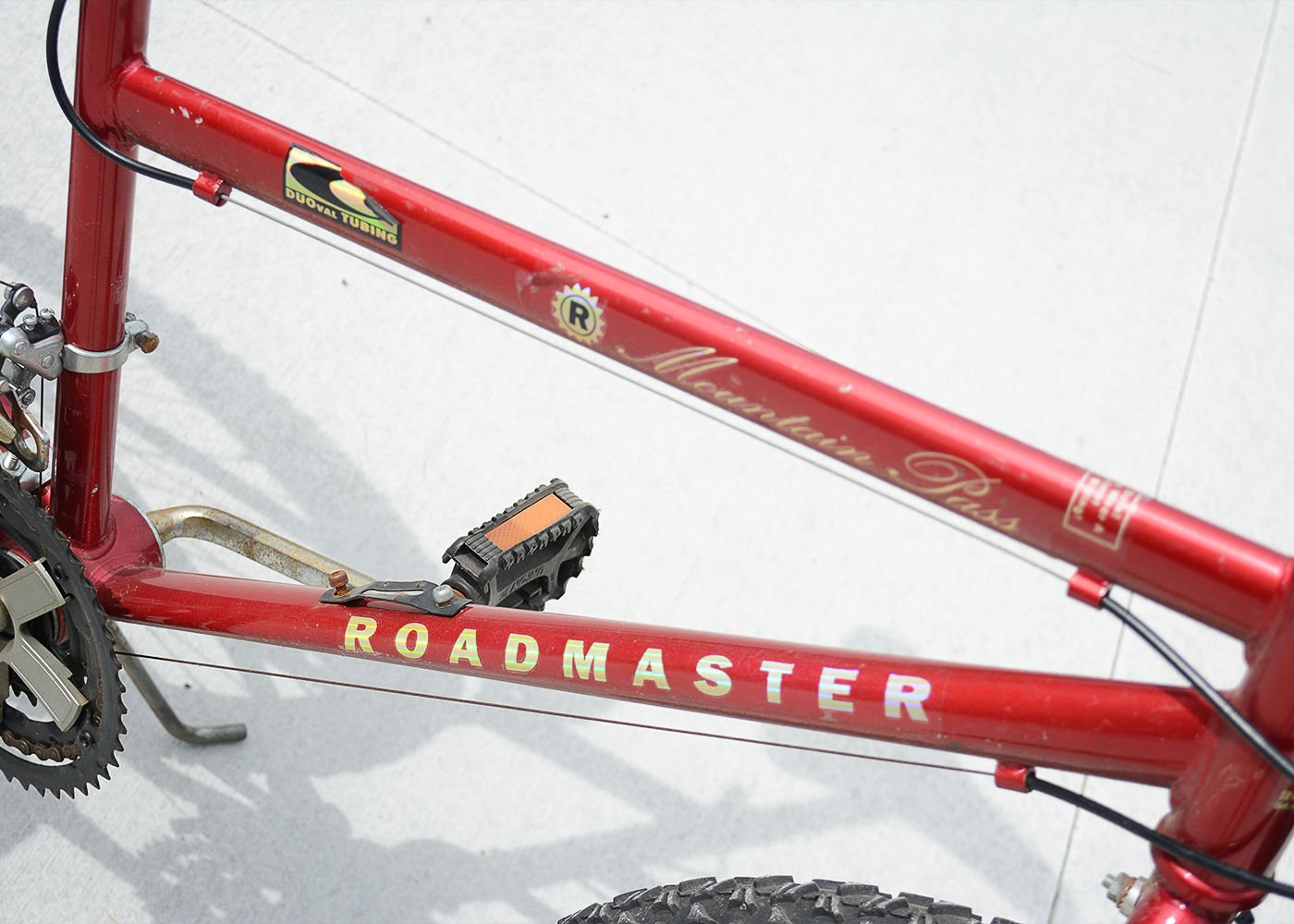 Roadmaster "Mountain Pass" 18 Speed Bicycle