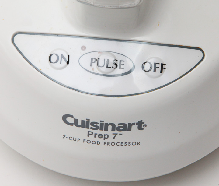 Assortment of Kitchen Appliances