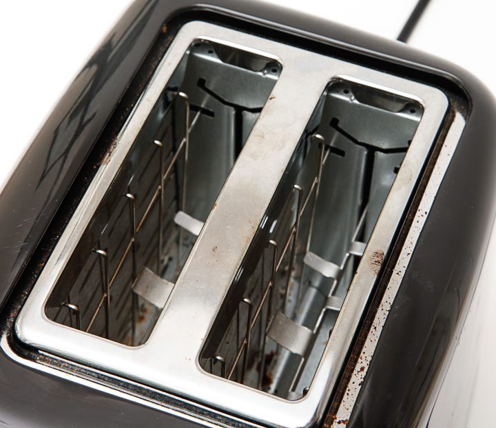 Assortment of Kitchen Appliances