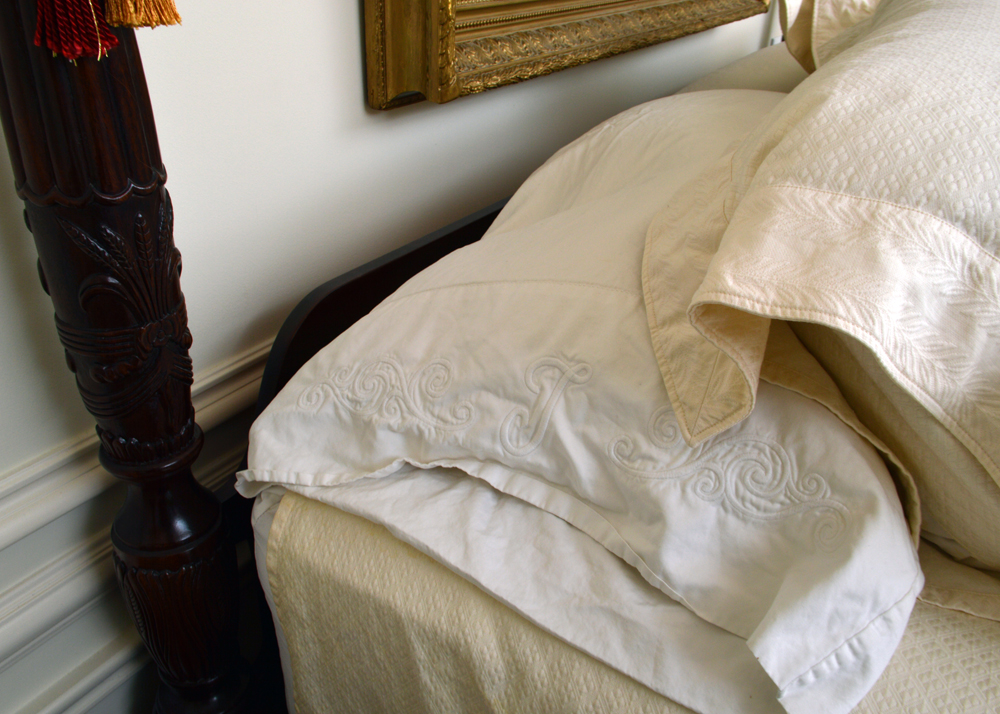 King Size Four Poster Mahogany Rice Bed and Step Stool