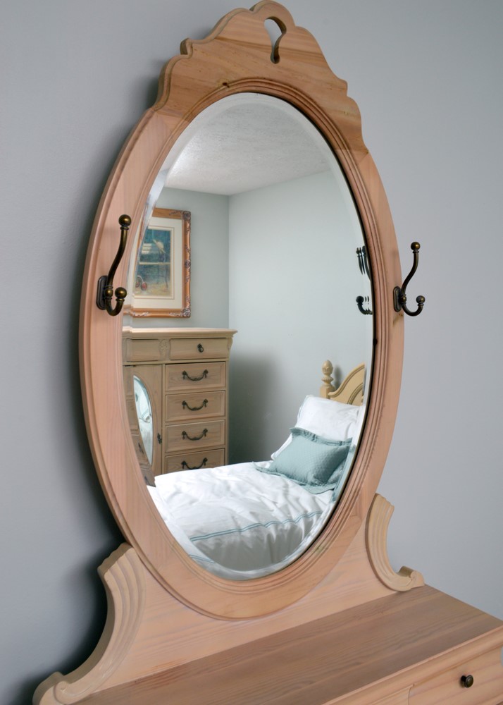 Dresser with Mirror from Lexington Furniture "Lynn Hollyn At Home"