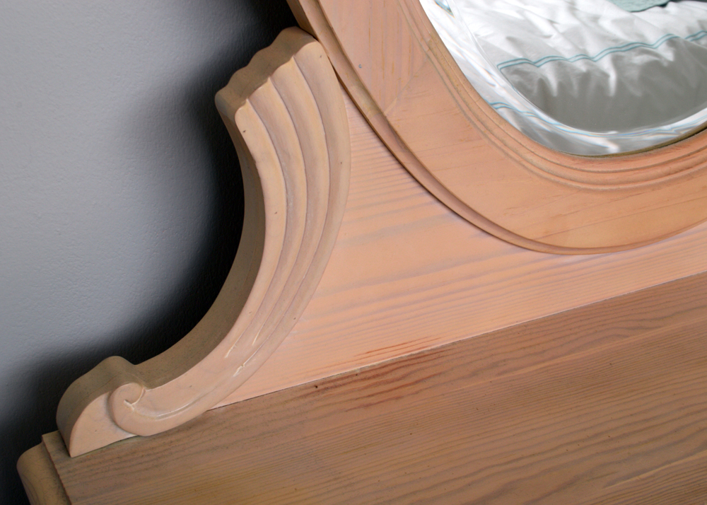 Dresser with Mirror from Lexington Furniture "Lynn Hollyn At Home"