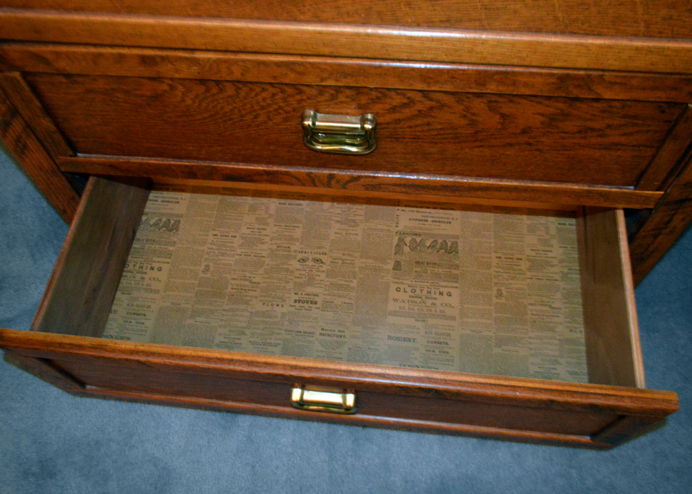 Young-Hinkle Chest of Drawers