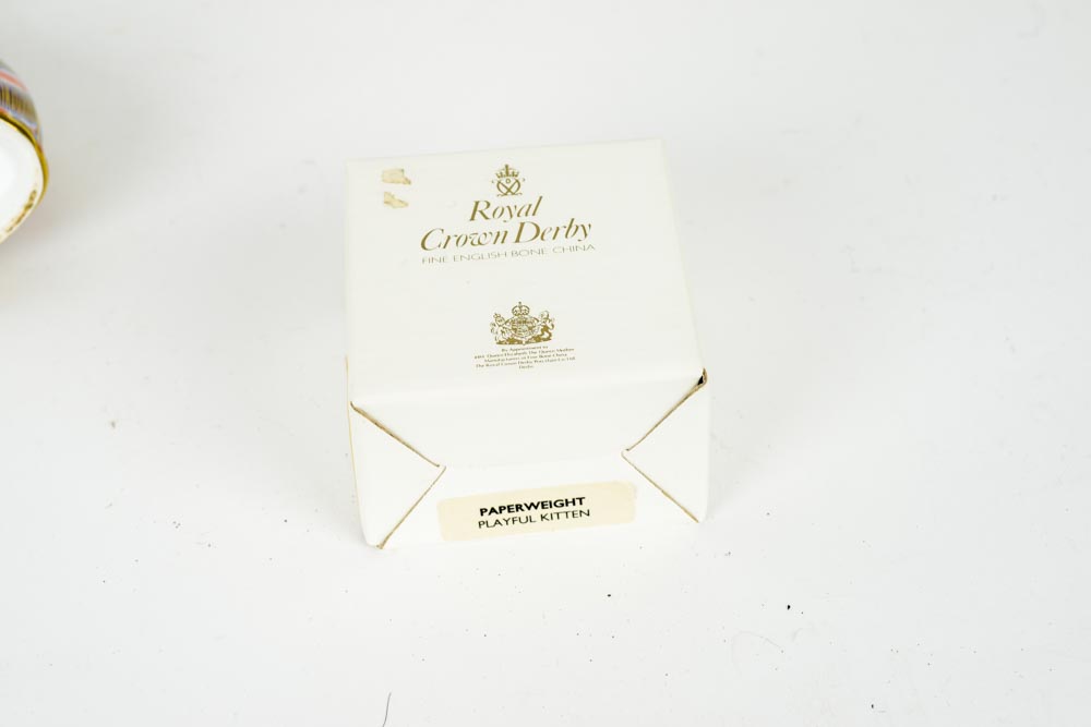 Royal Crown Derby Cat with Playful Kitten Figurines