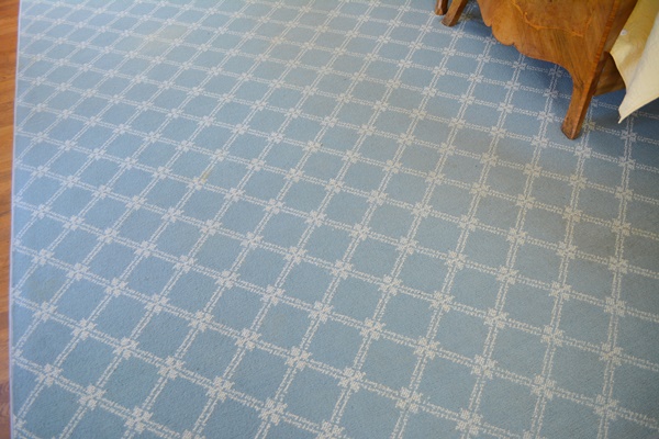 Matching Machine Made Area Rug and Door Mats