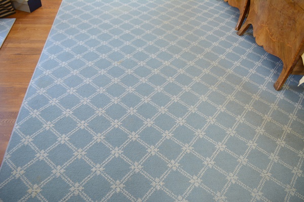 Matching Machine Made Area Rug and Door Mats