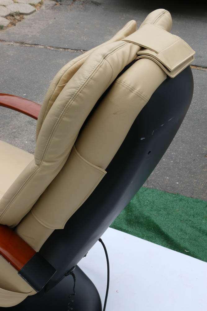 HTT-10CRP Robotic Human Touch Home Massage Chair