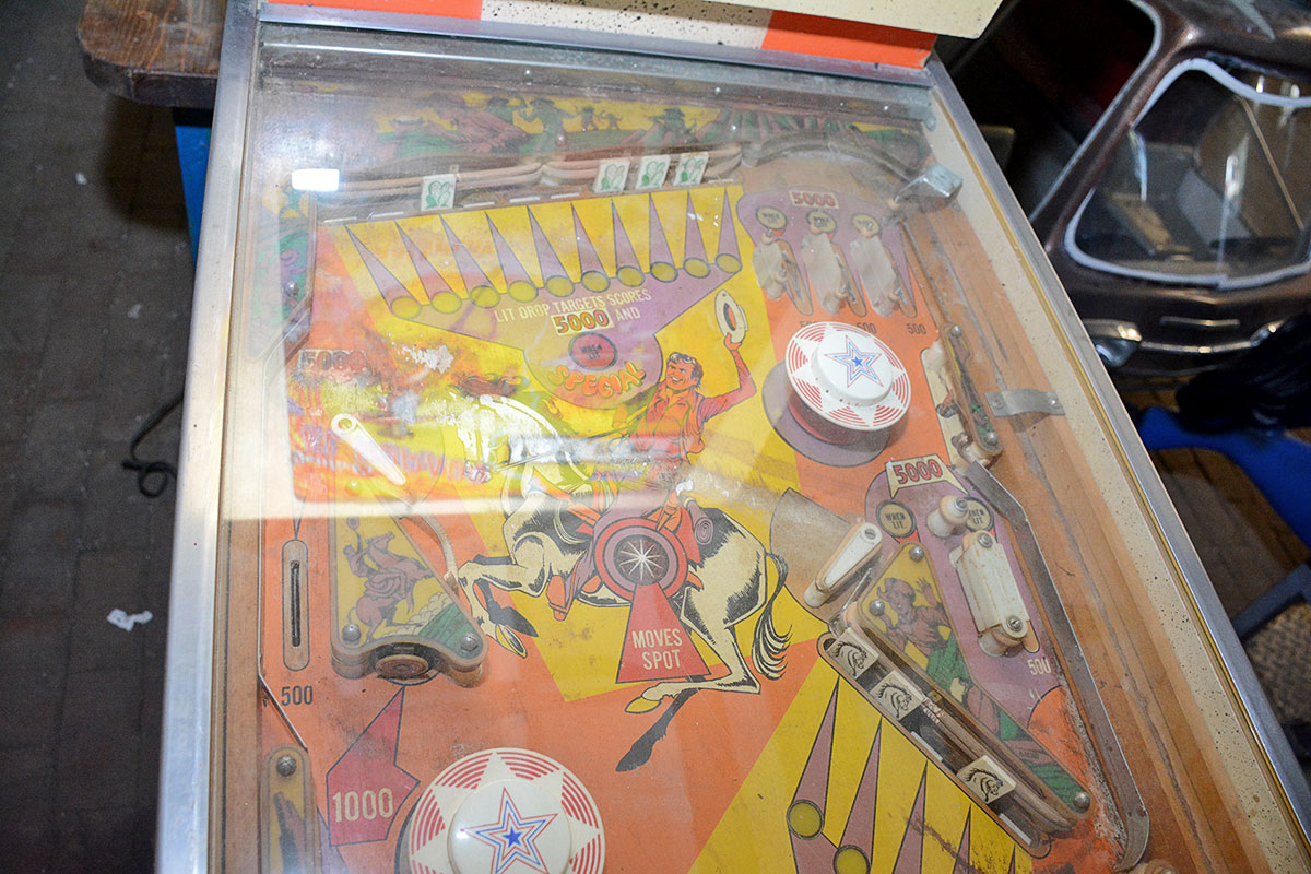 Vintage Gottlieb "El Dorado" Cowboy Theme Pinball Machine