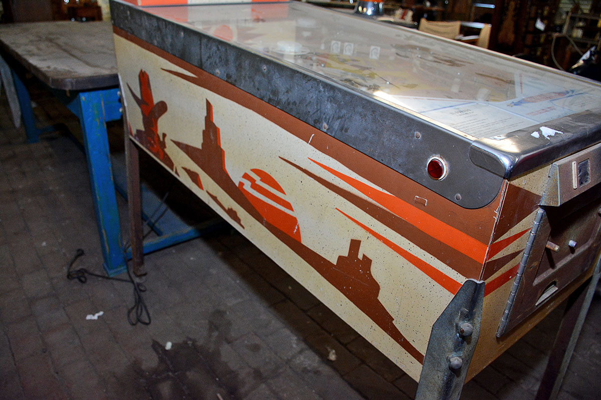 Vintage Gottlieb "El Dorado" Cowboy Theme Pinball Machine