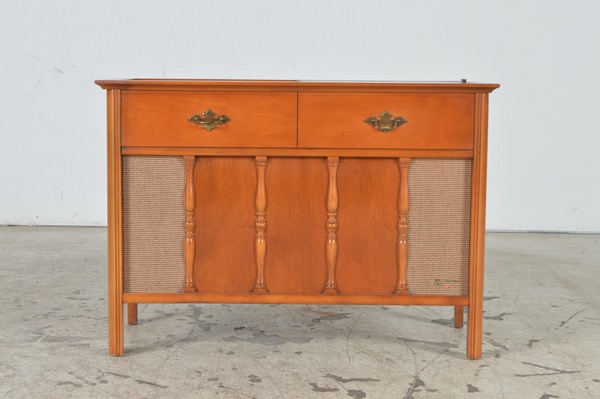 Vintage Magnavox Stereo Console