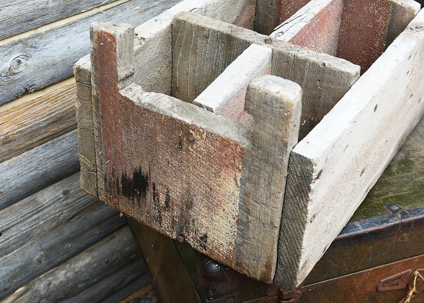 Trunk and Workshop Ephemera