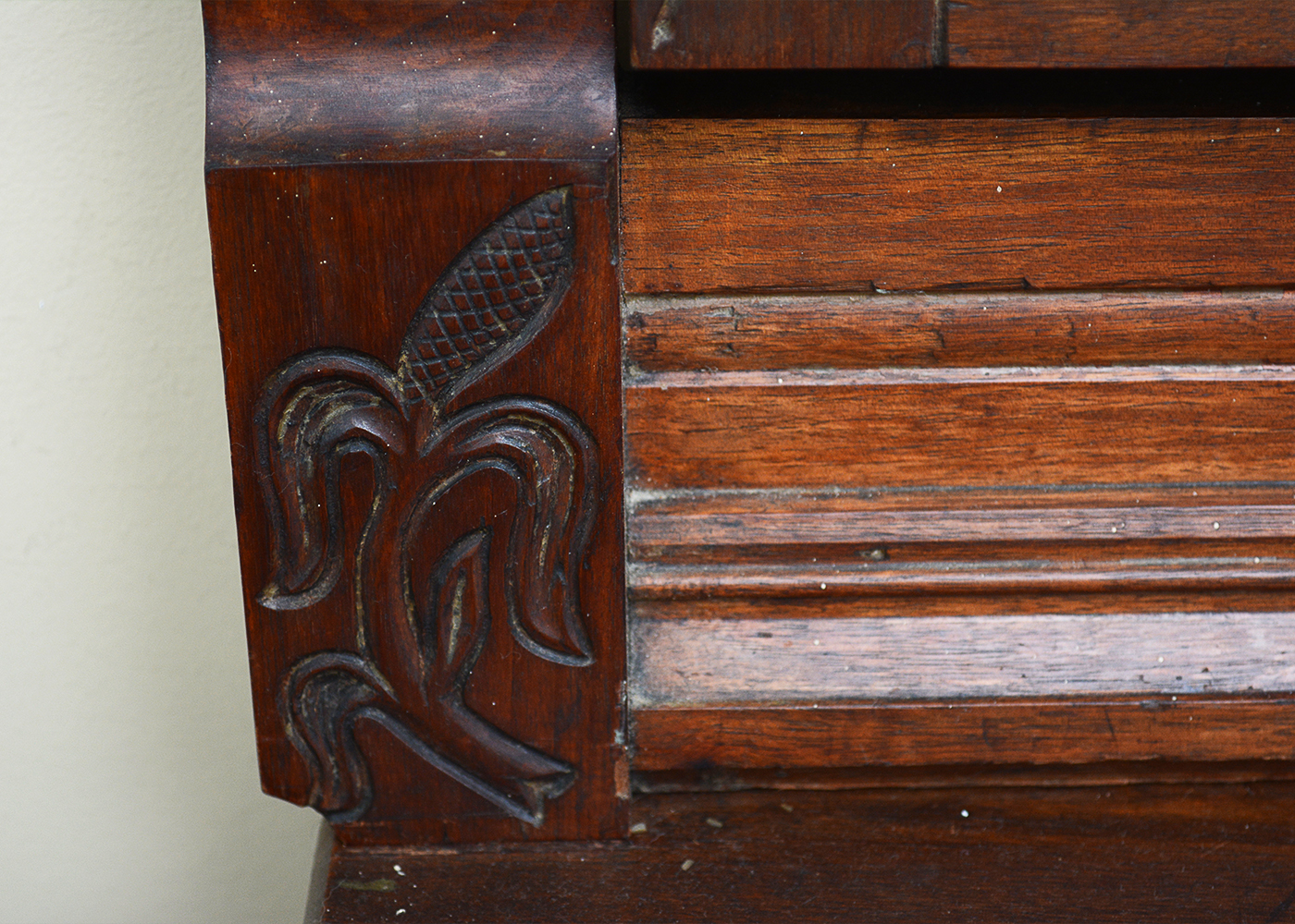 Victorian Eastlake Style Dresser With Mirror