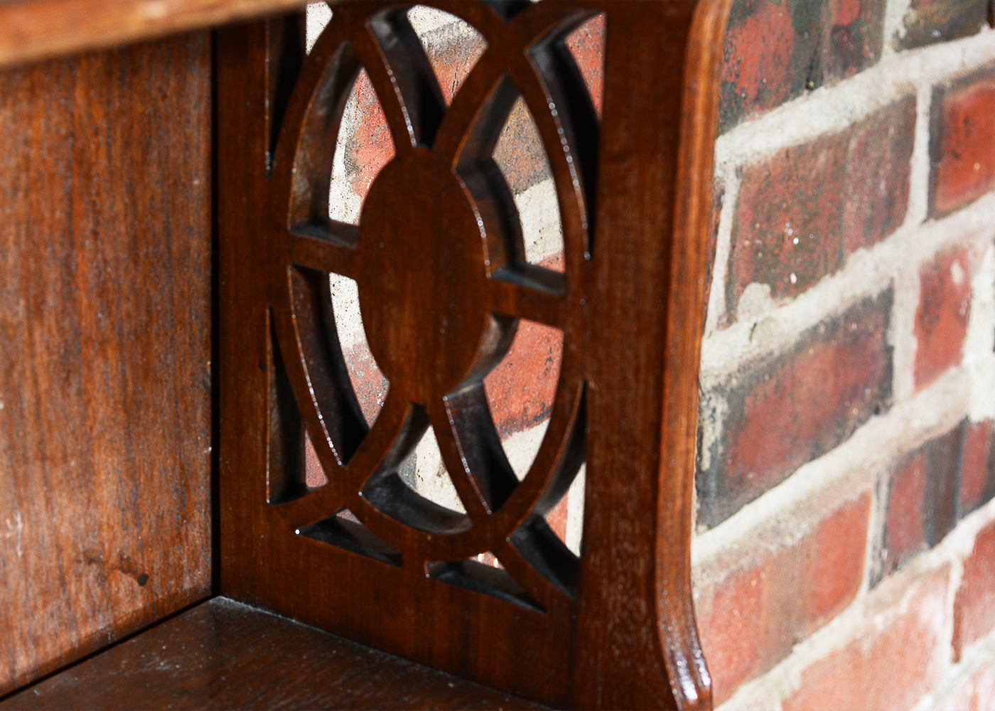 Early 20th Century Colonial Manufacturing Co. Mahogany Secretary Desk