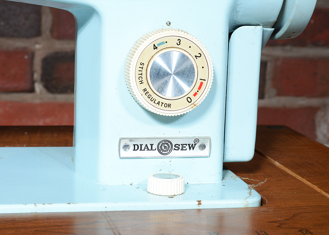 Vintage Sewing Cabinet with "Dial N' Sew" Sewing Machine