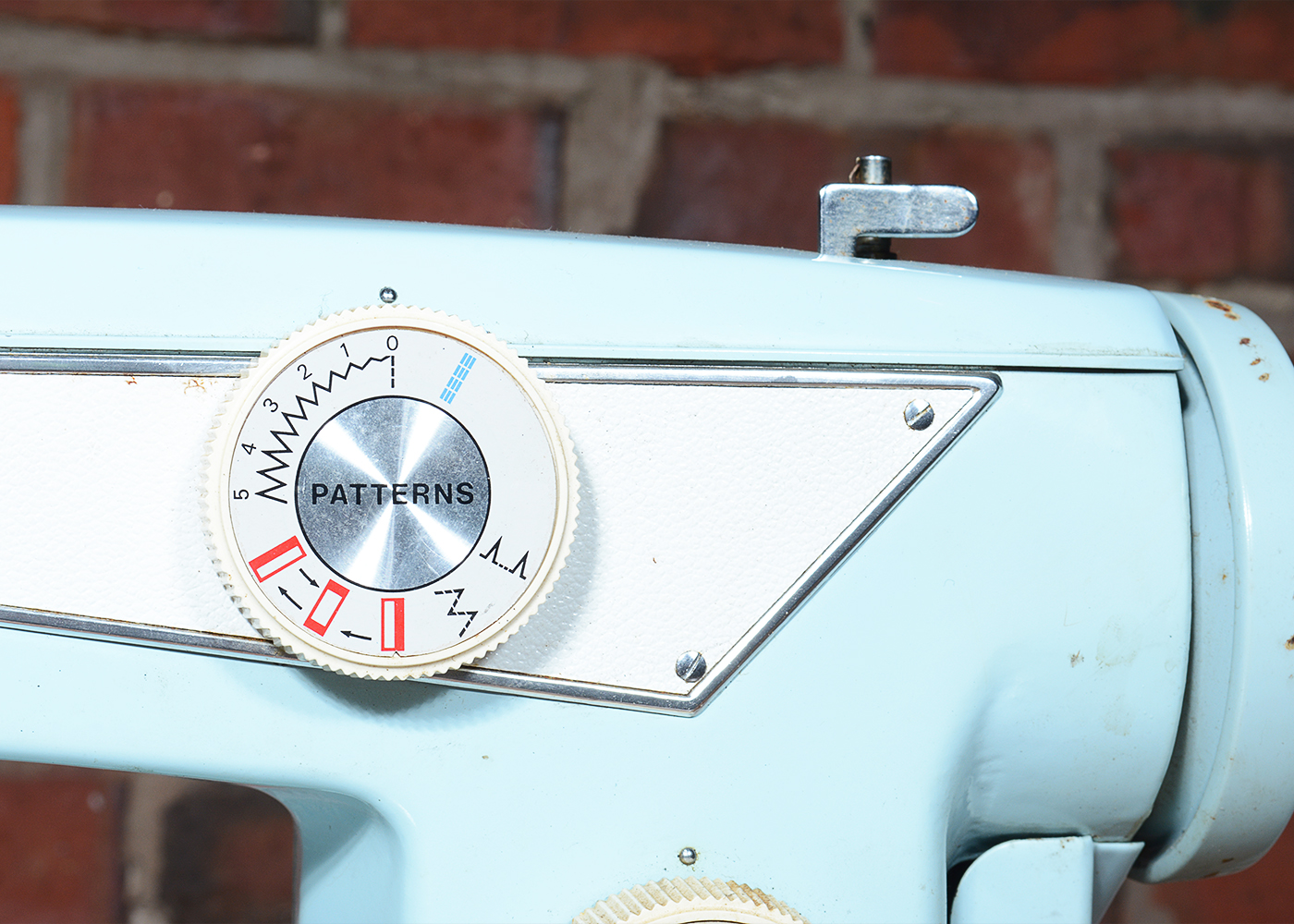 Vintage Sewing Cabinet with "Dial N' Sew" Sewing Machine