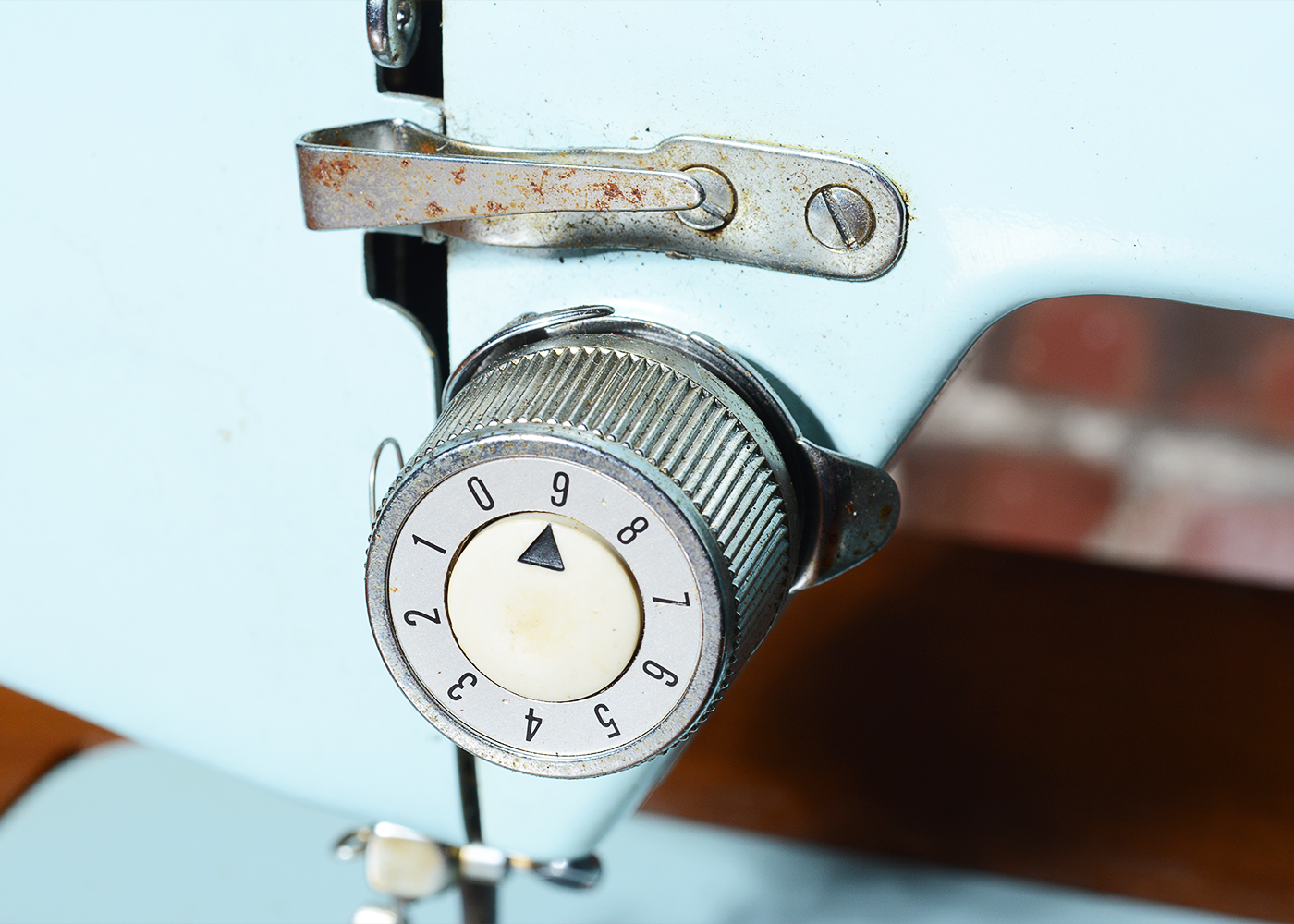 Vintage Sewing Cabinet with "Dial N' Sew" Sewing Machine