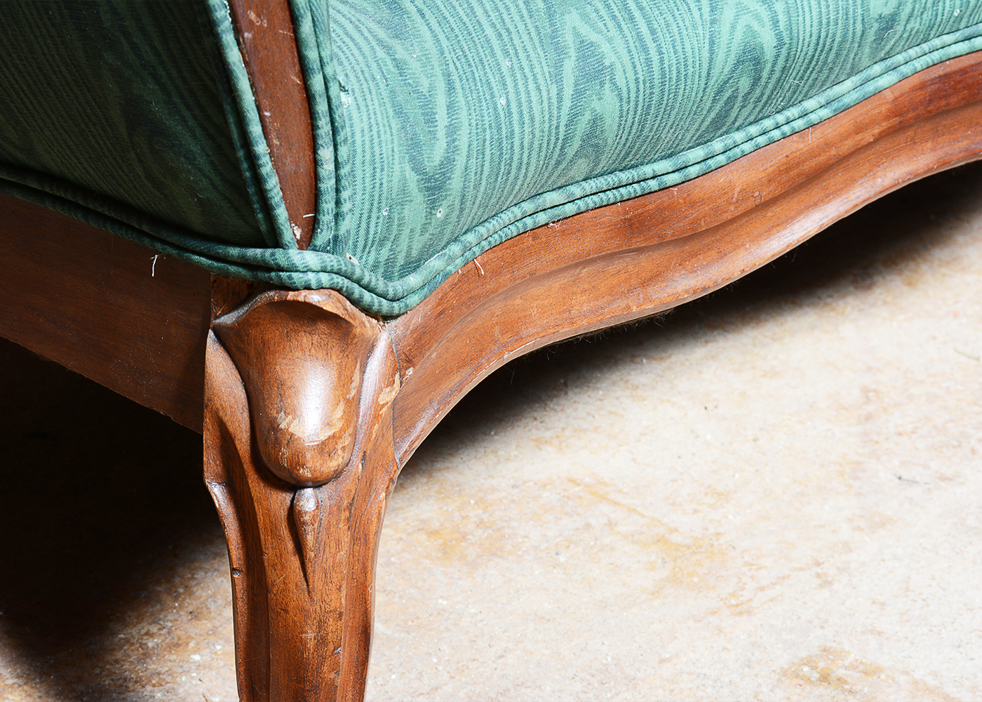 Antique Victorian Upholstered Settee