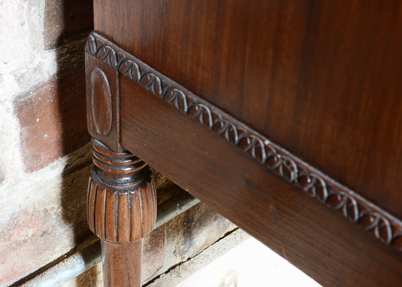 Early 20th Century Colonial Manufacturing Co. Mahogany Secretary Desk