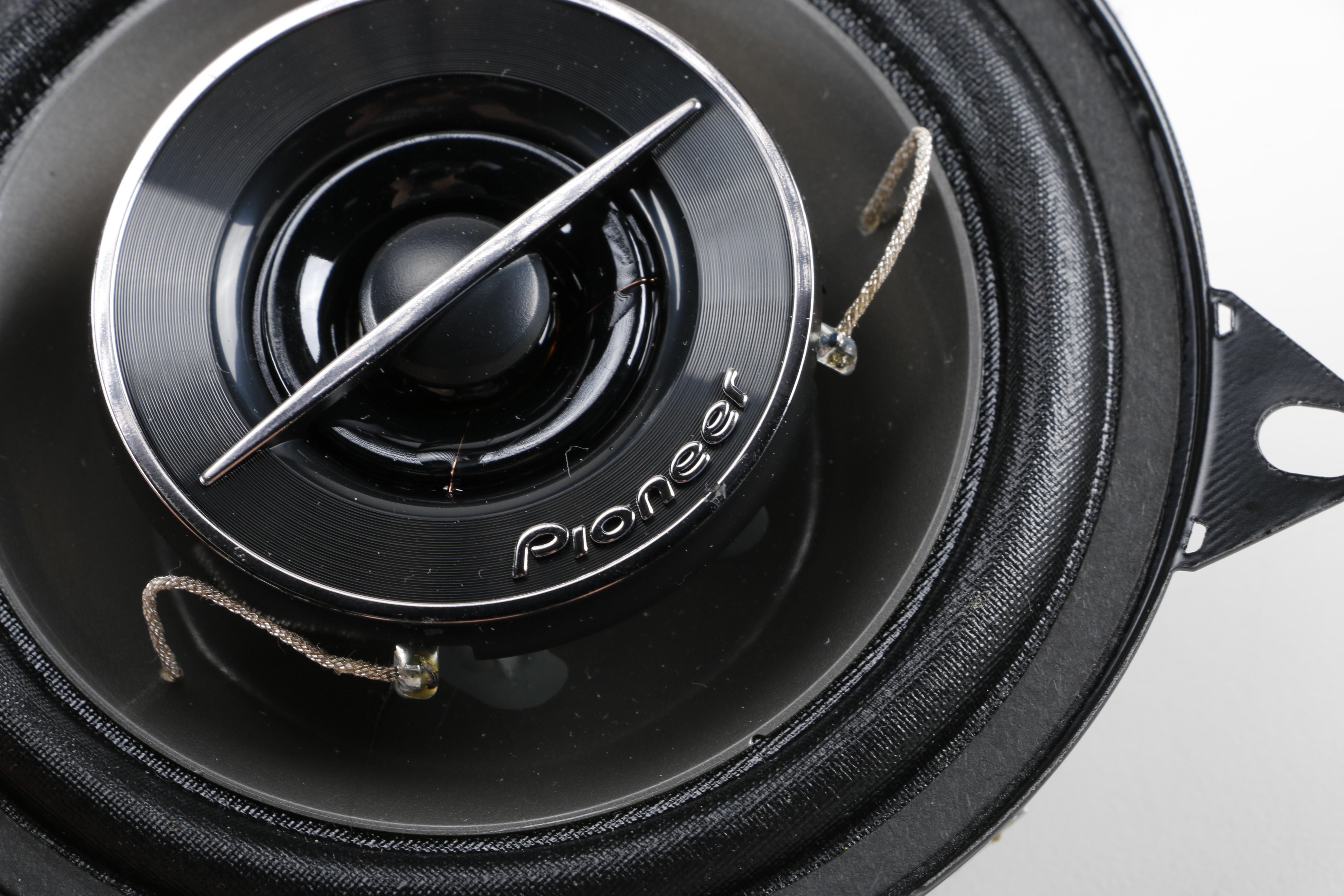 Pioneer TS-G1044R Speakers