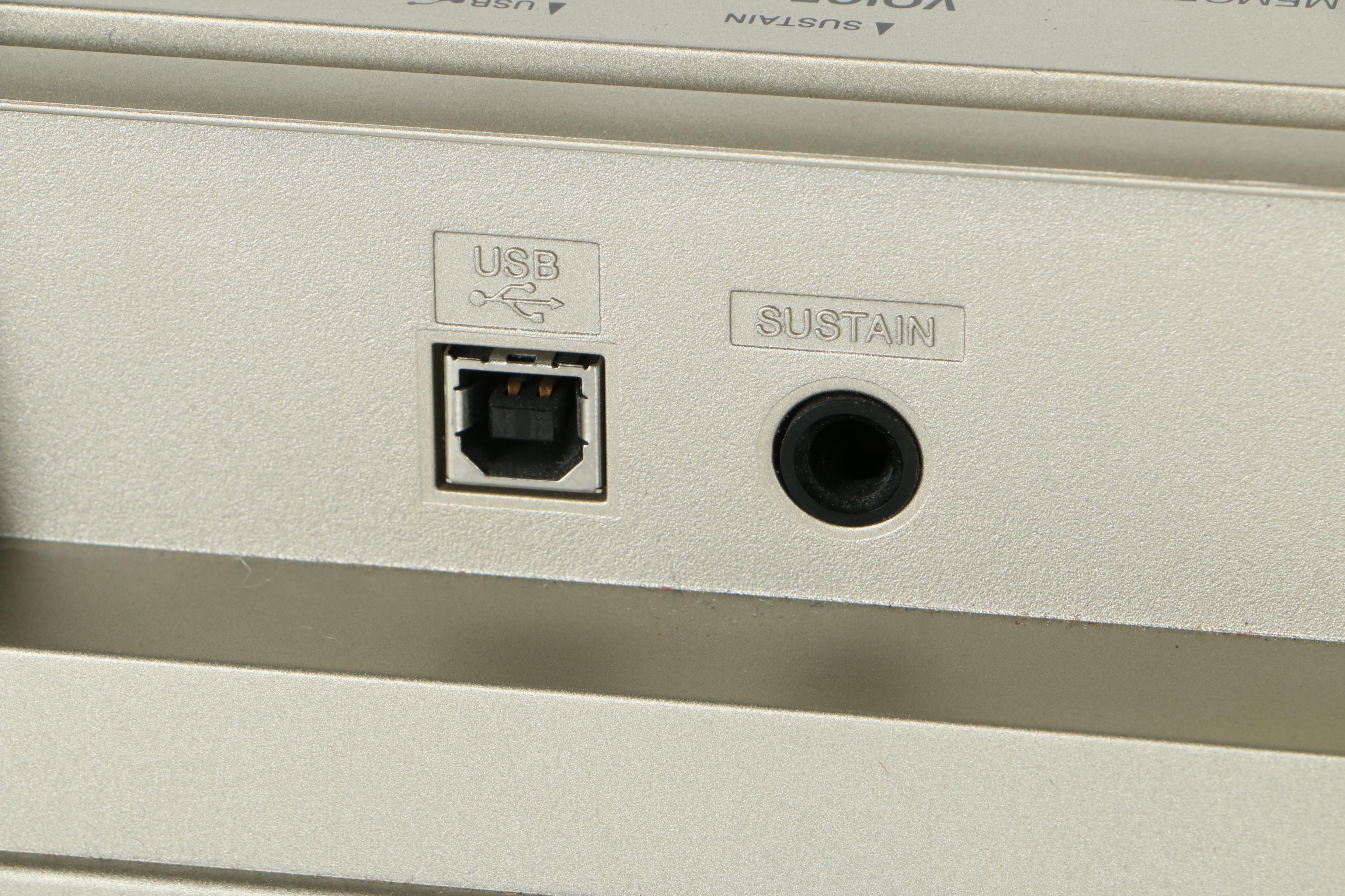 Yamaha Portable Electronic Keyboard