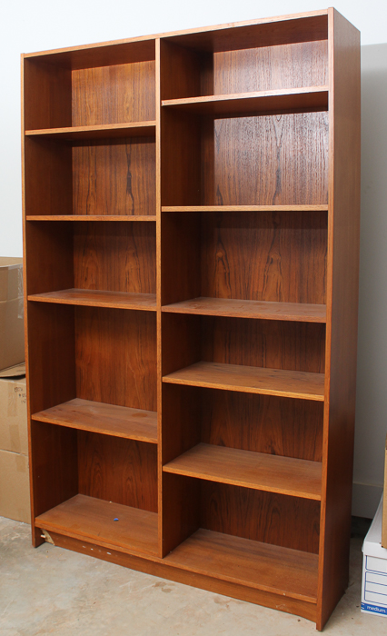 Mahogany Hued Composite Wood Bookcase
