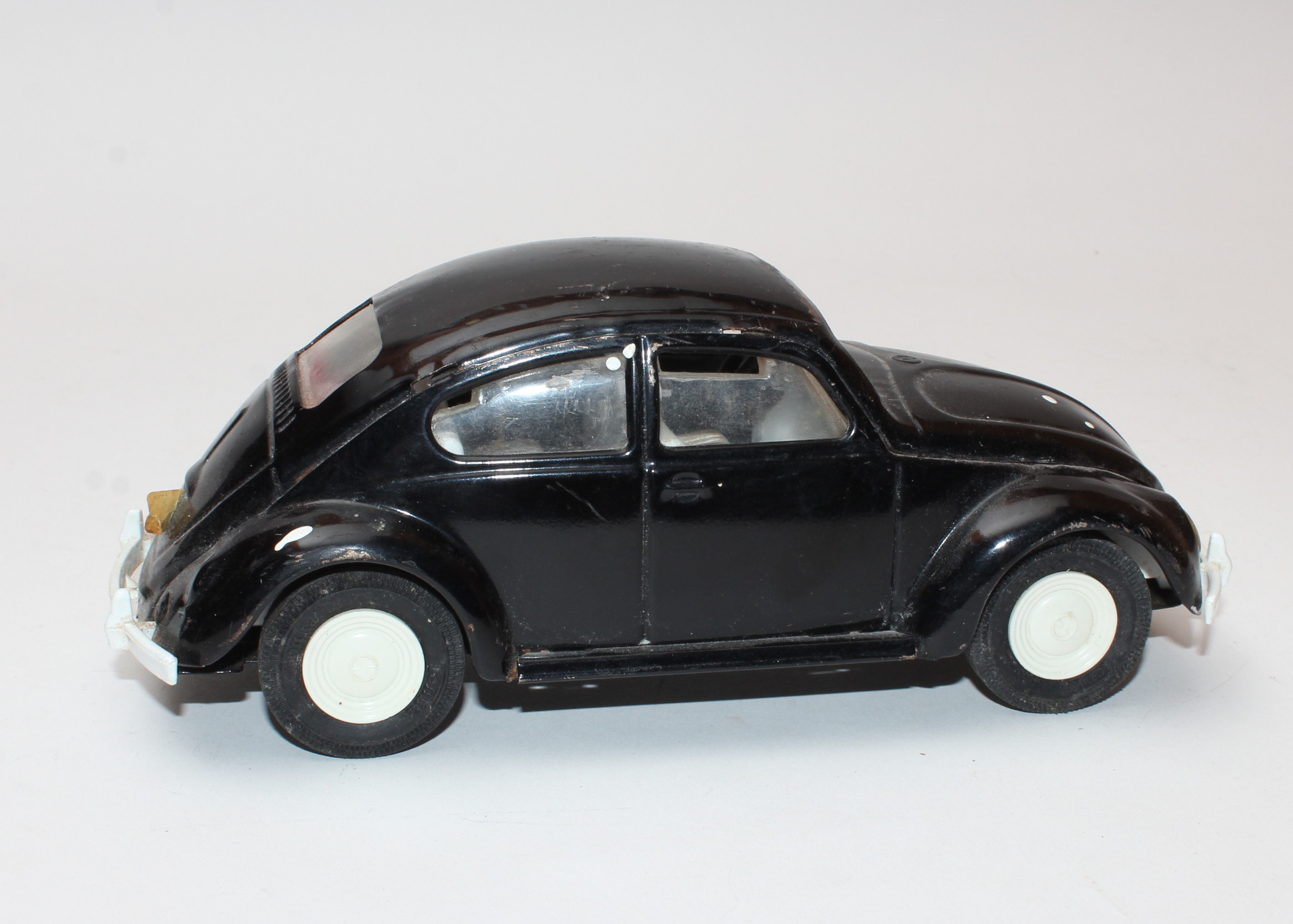 Vintage Tonka Toy VW Bug