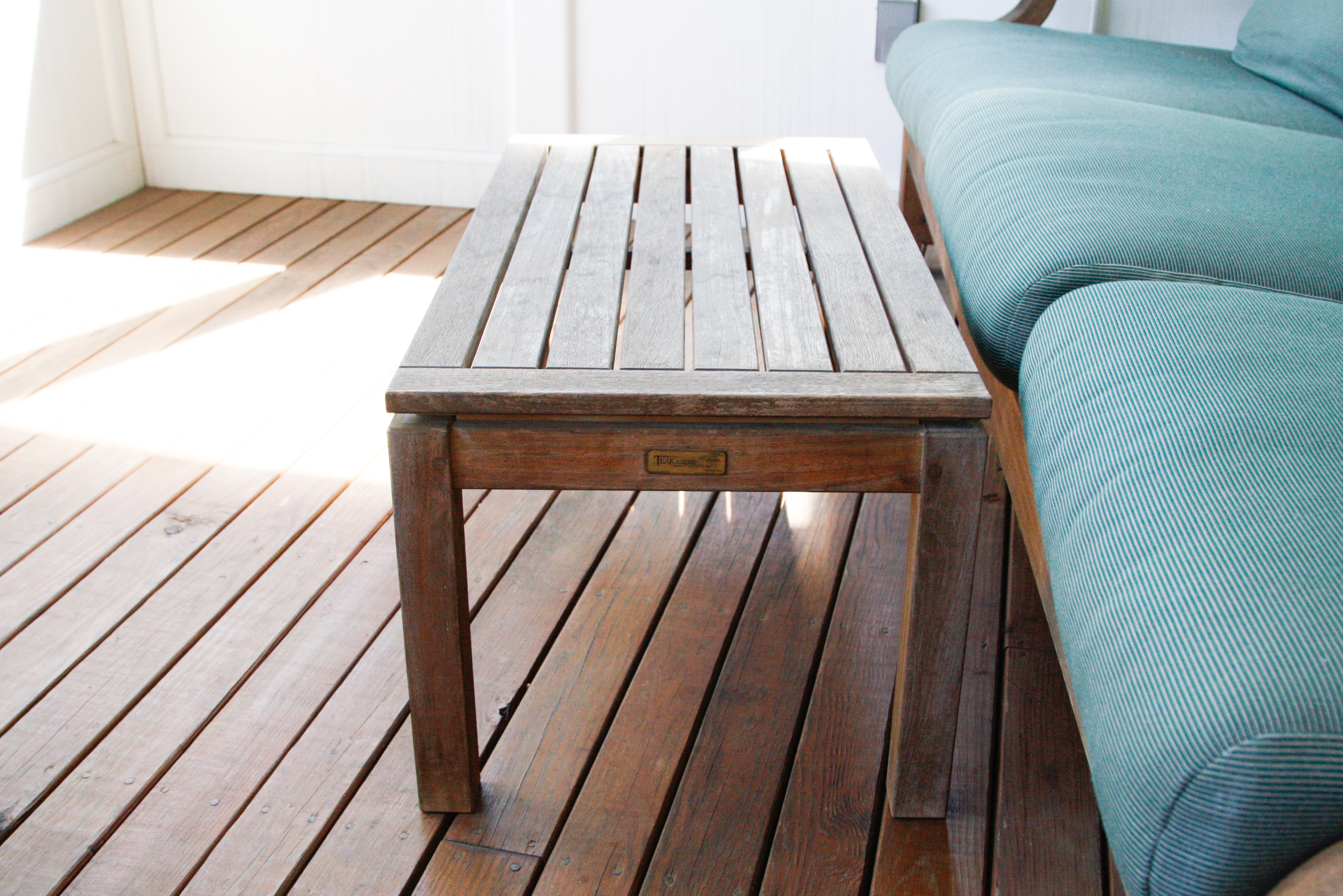 Kingsley-Bate Nantucket Teak Wood Sofa with Coffee Table