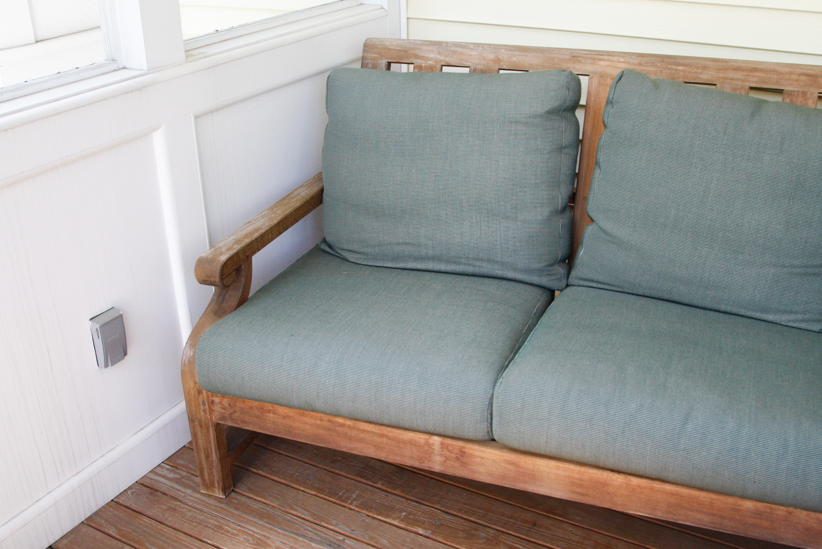 Kingsley-Bate Nantucket Teak Wood Sofa with Coffee Table