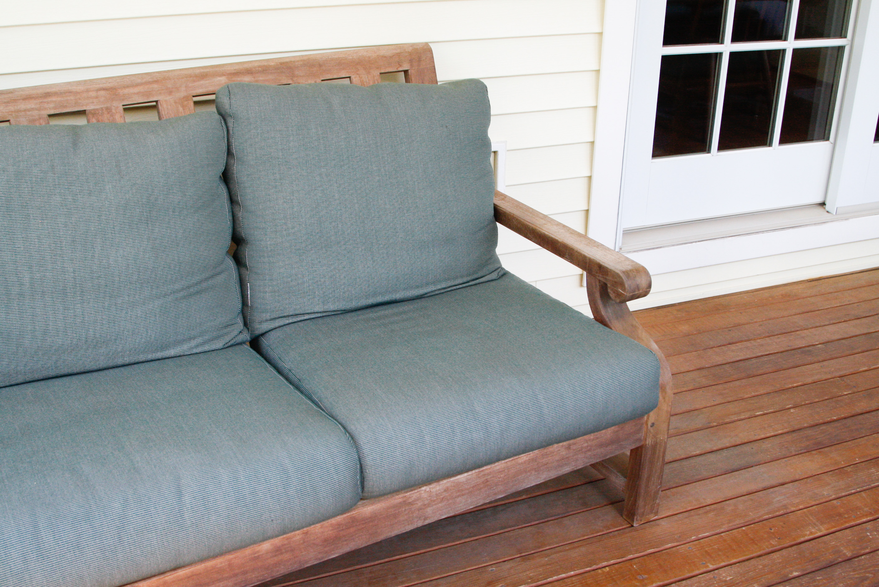 Kingsley-Bate Nantucket Teak Wood Sofa with Coffee Table