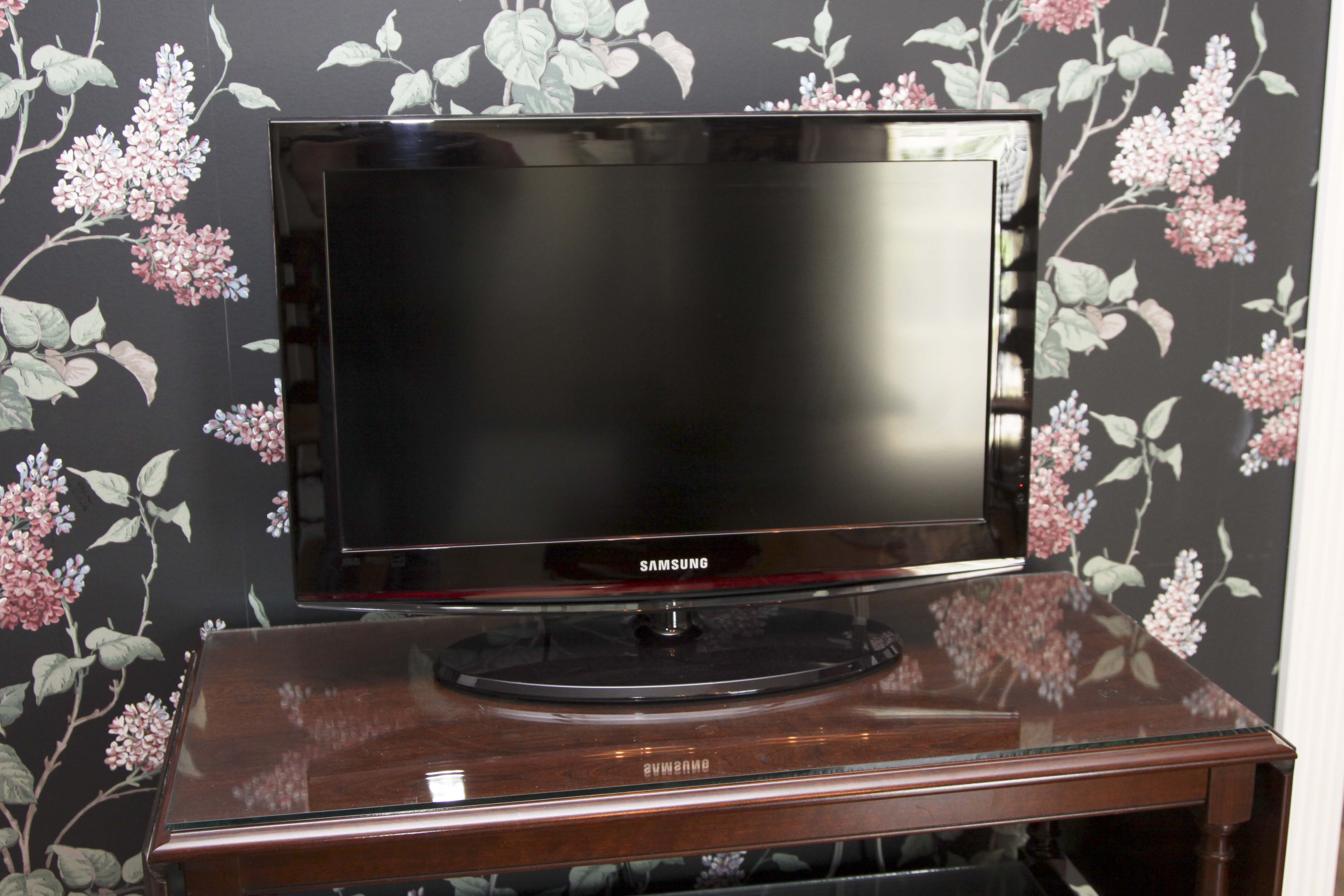 26" Samsung Television