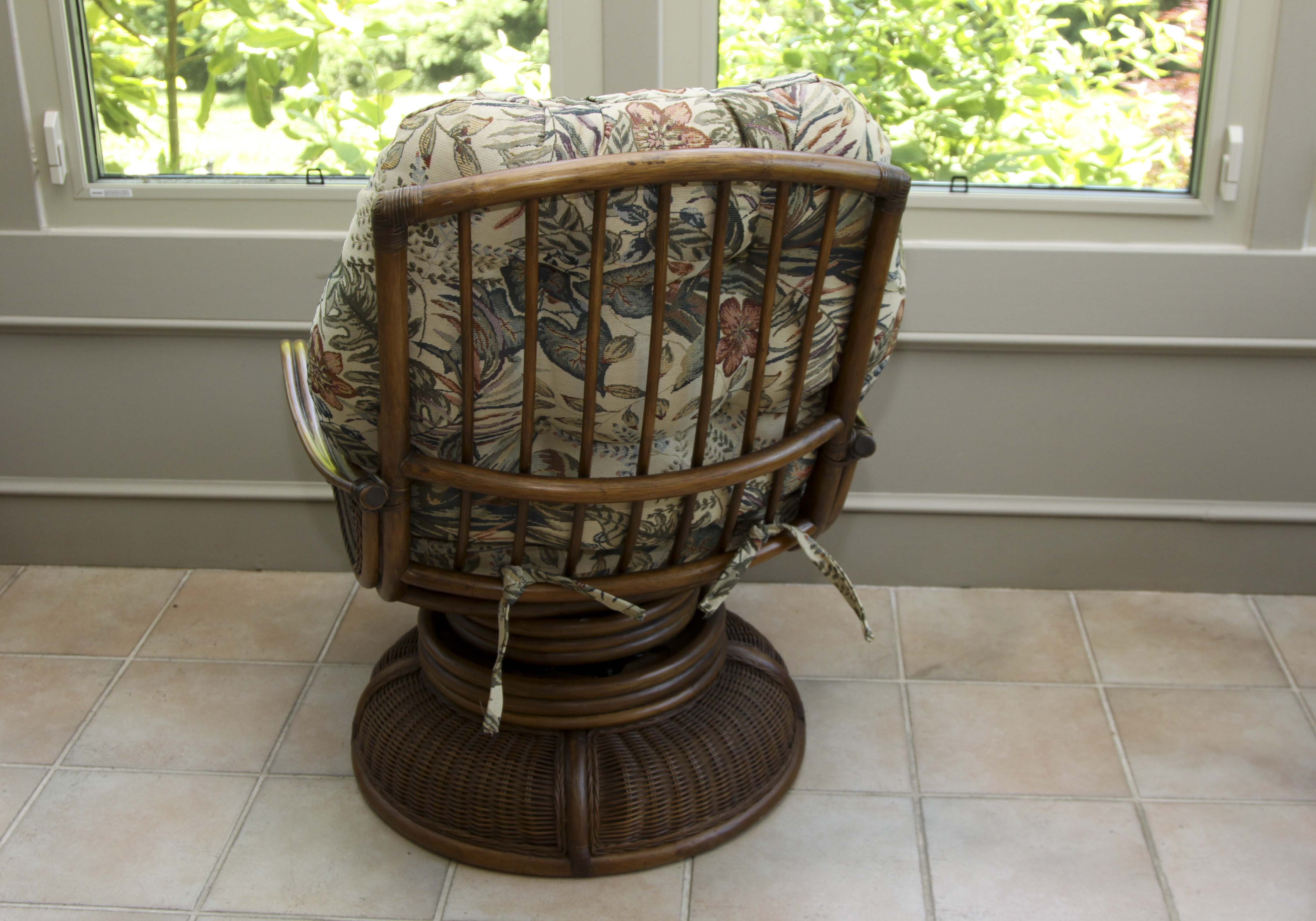 Wicker Swivel Arm Chair with Ottoman