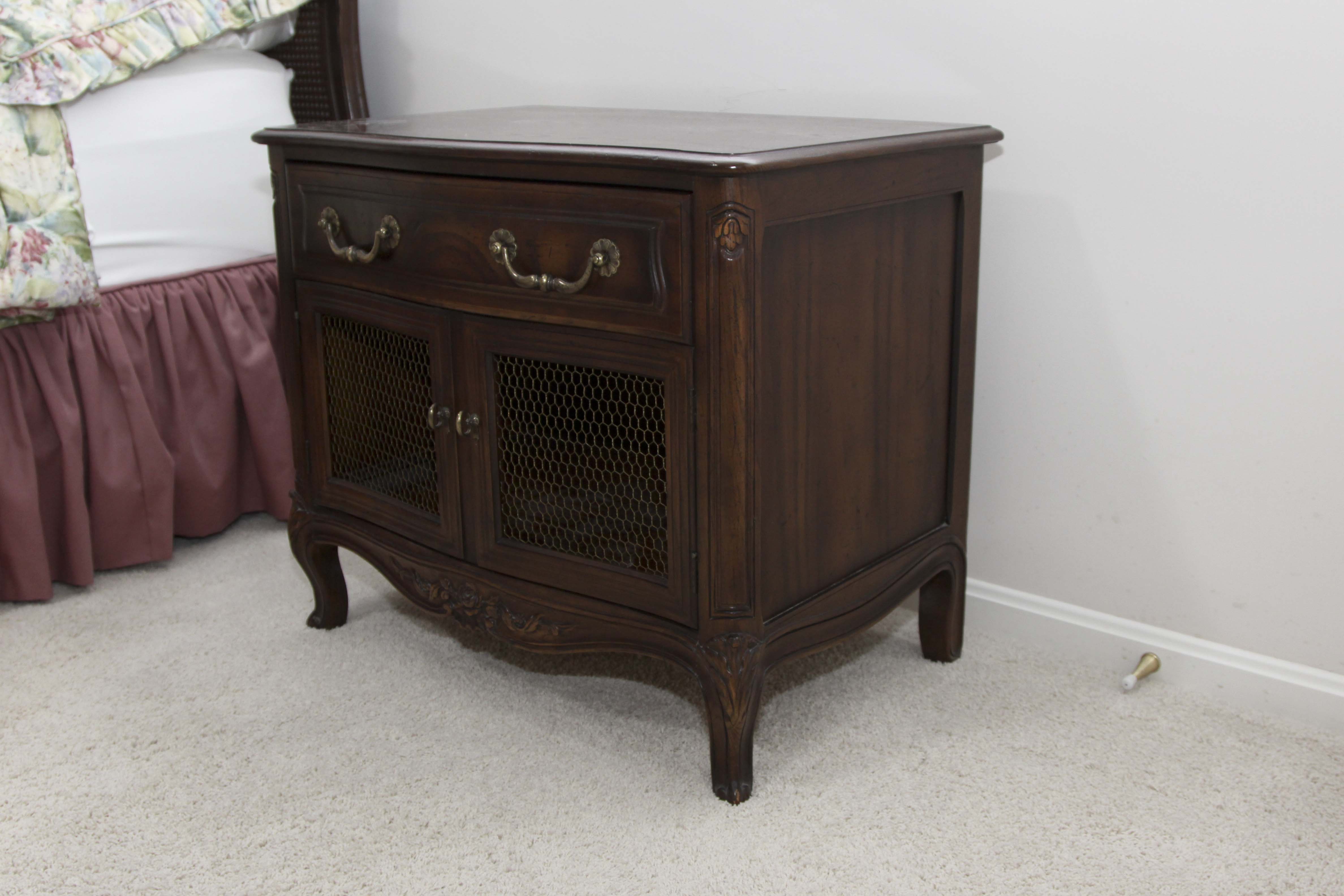 Henredon "Four Centuries" Night Stand