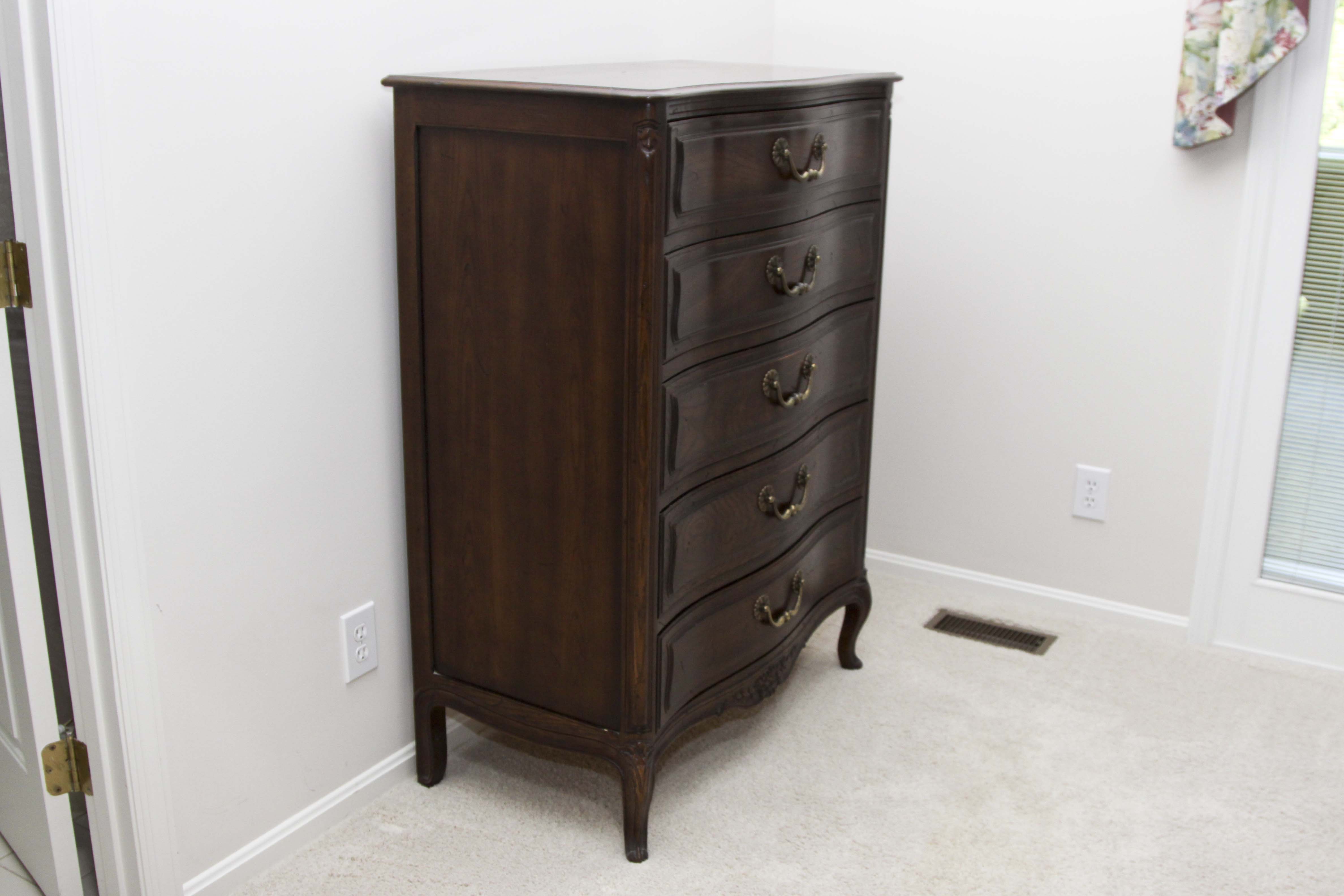 Henredon "Four Centuries" Chest of Drawers