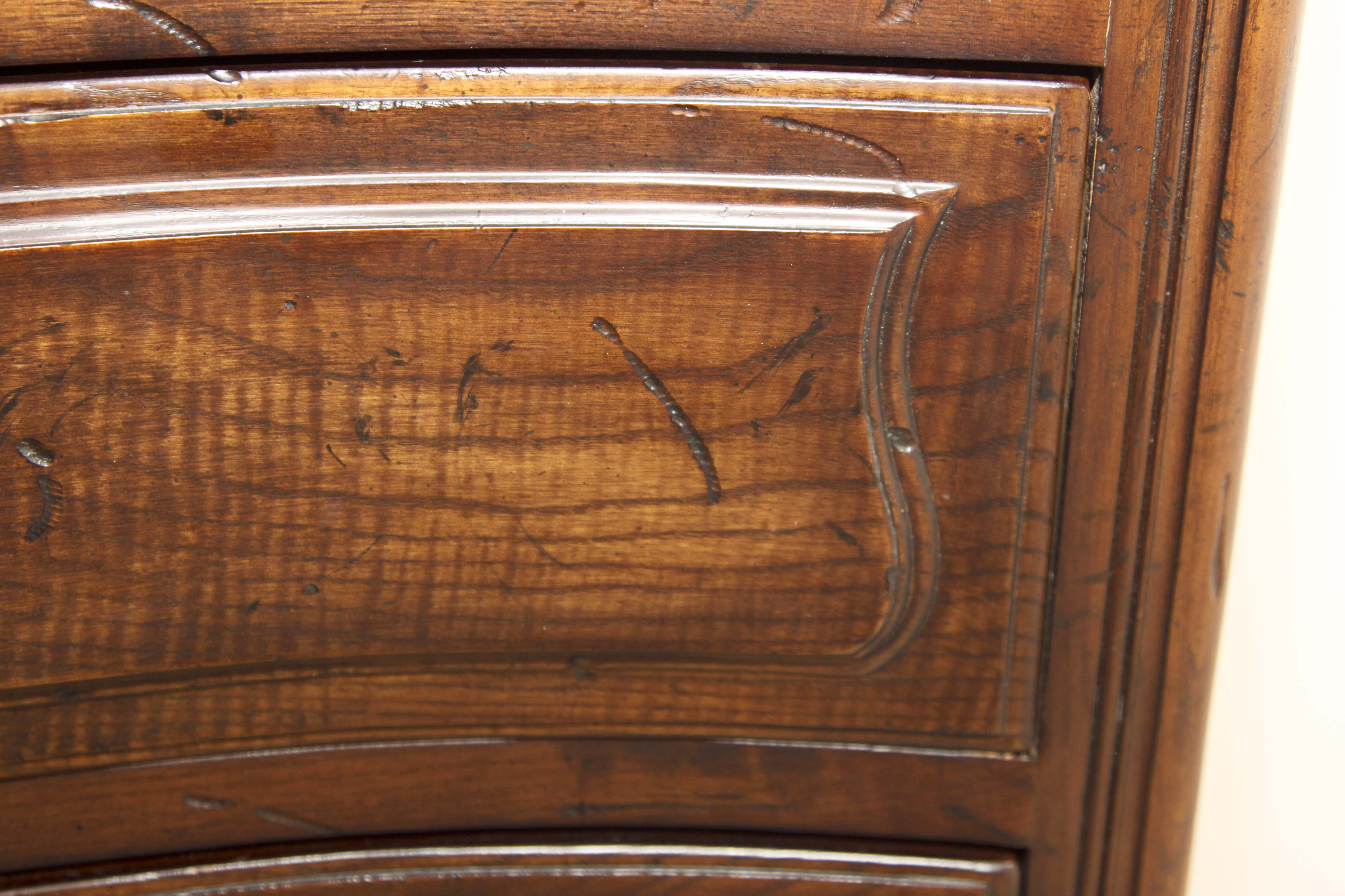 Henredon "Four Centuries" Chest of Drawers