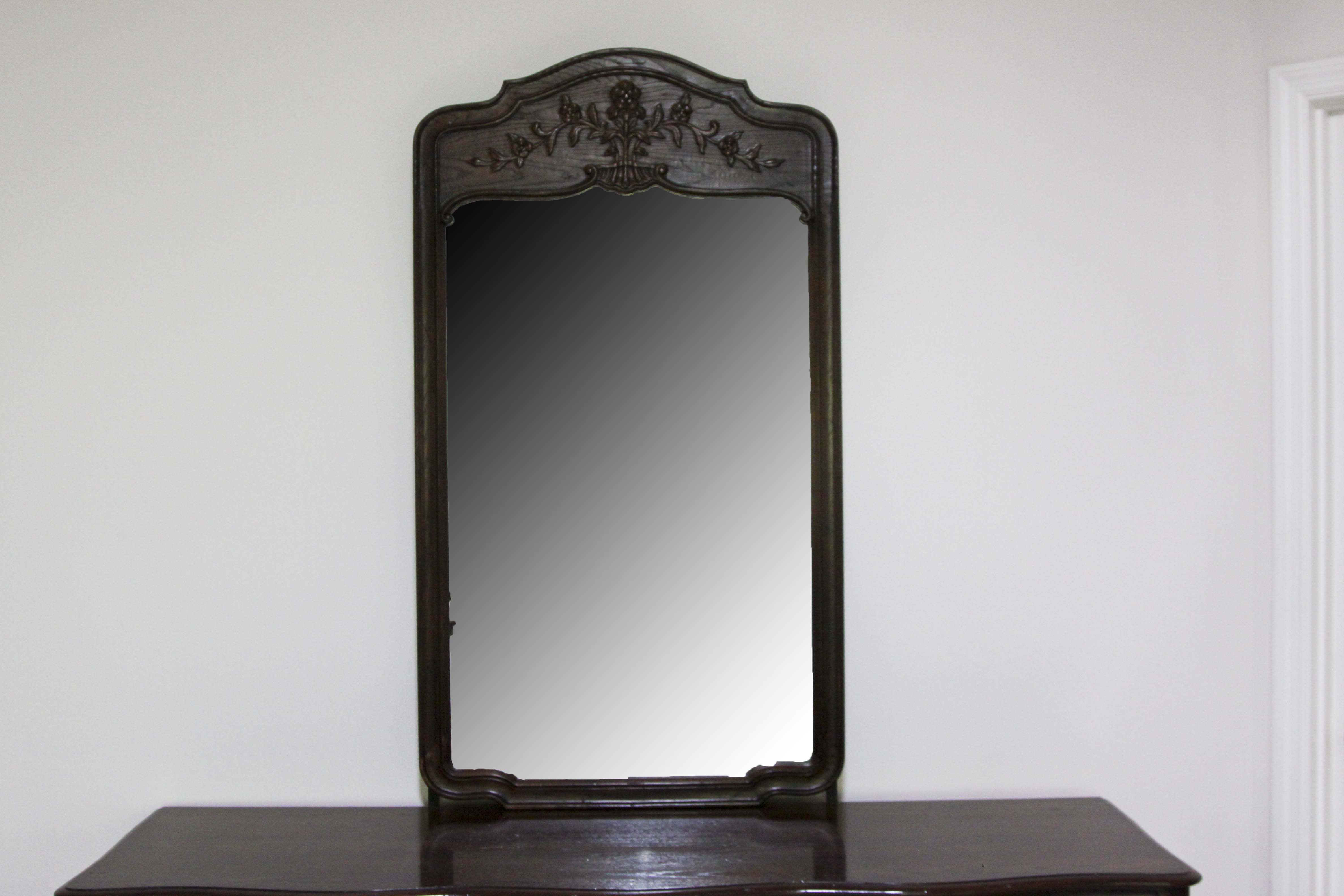 Henredon "Four Centuries" Dresser and Mirror