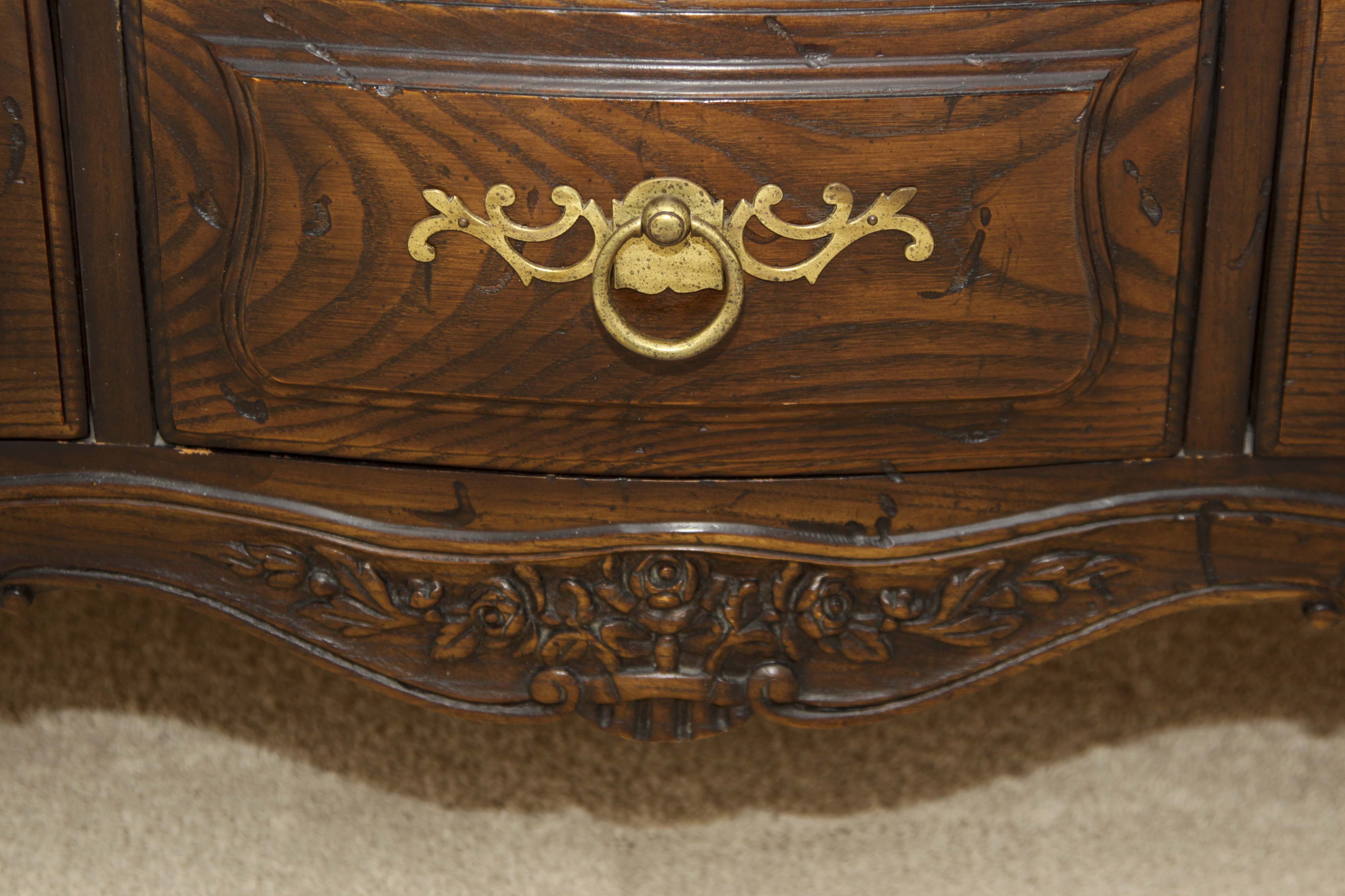 Henredon "Four Centuries" Dresser and Mirror