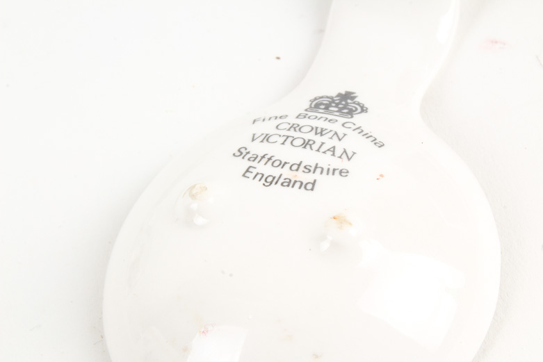 Violet-Themed Fine China Tableware