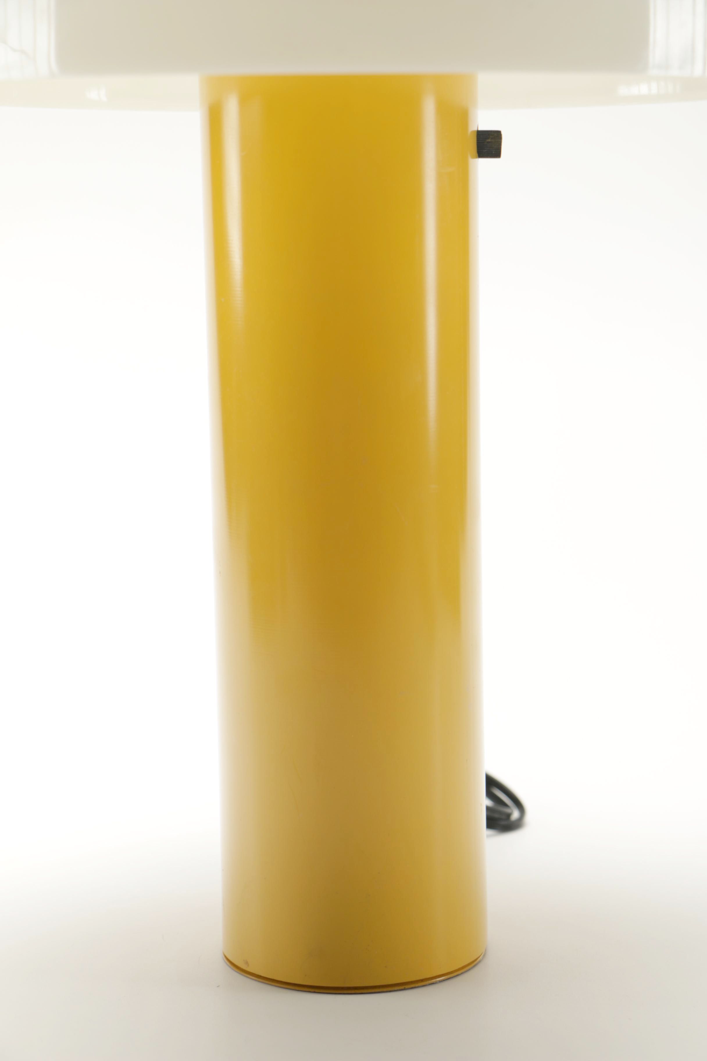 Lightolier Vintage Table Lamp